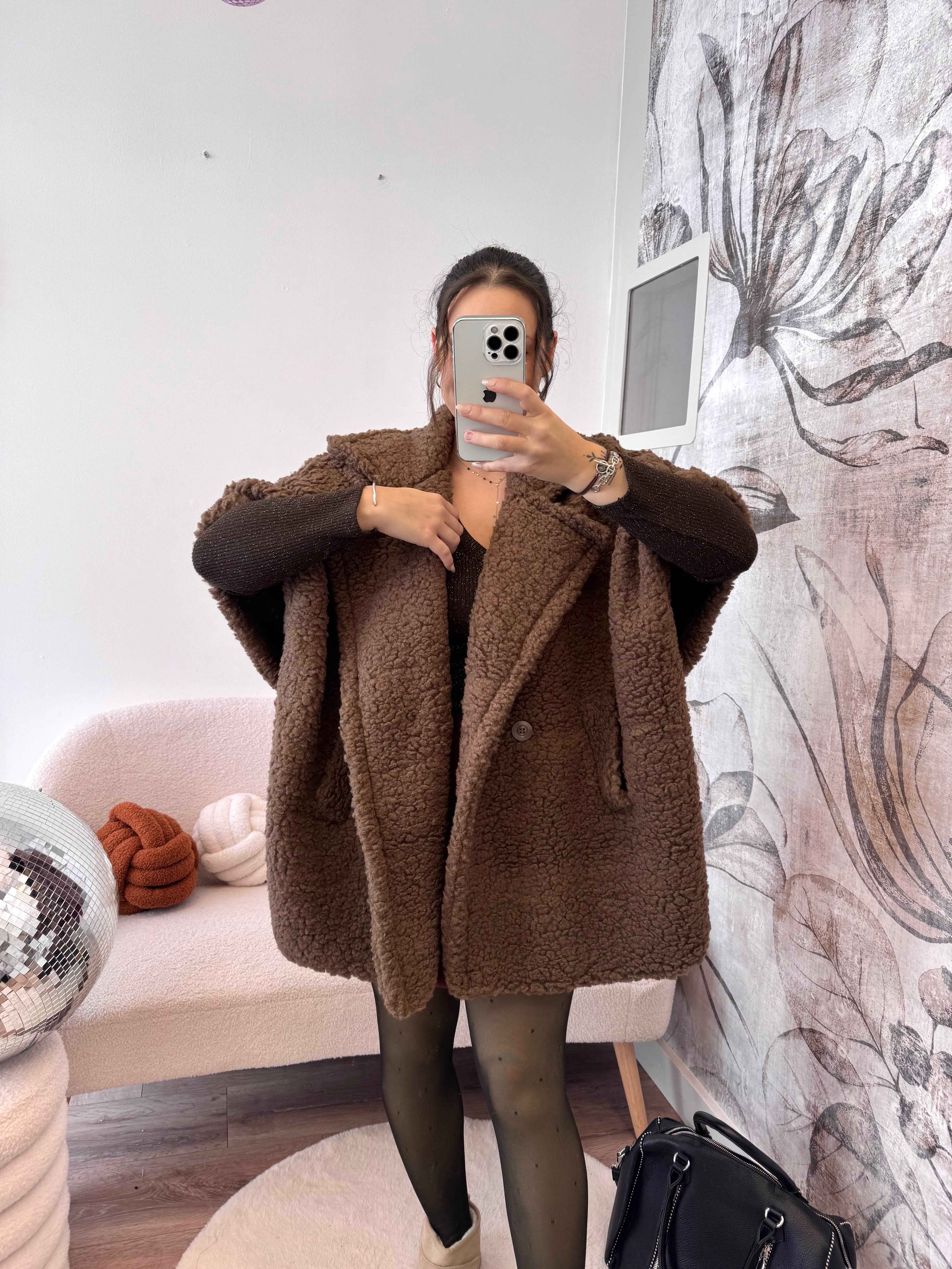 PRÉCOMMANDE GILET MOUMOUTE SANS MANCHE CHOCO ( expédition 9/12 )