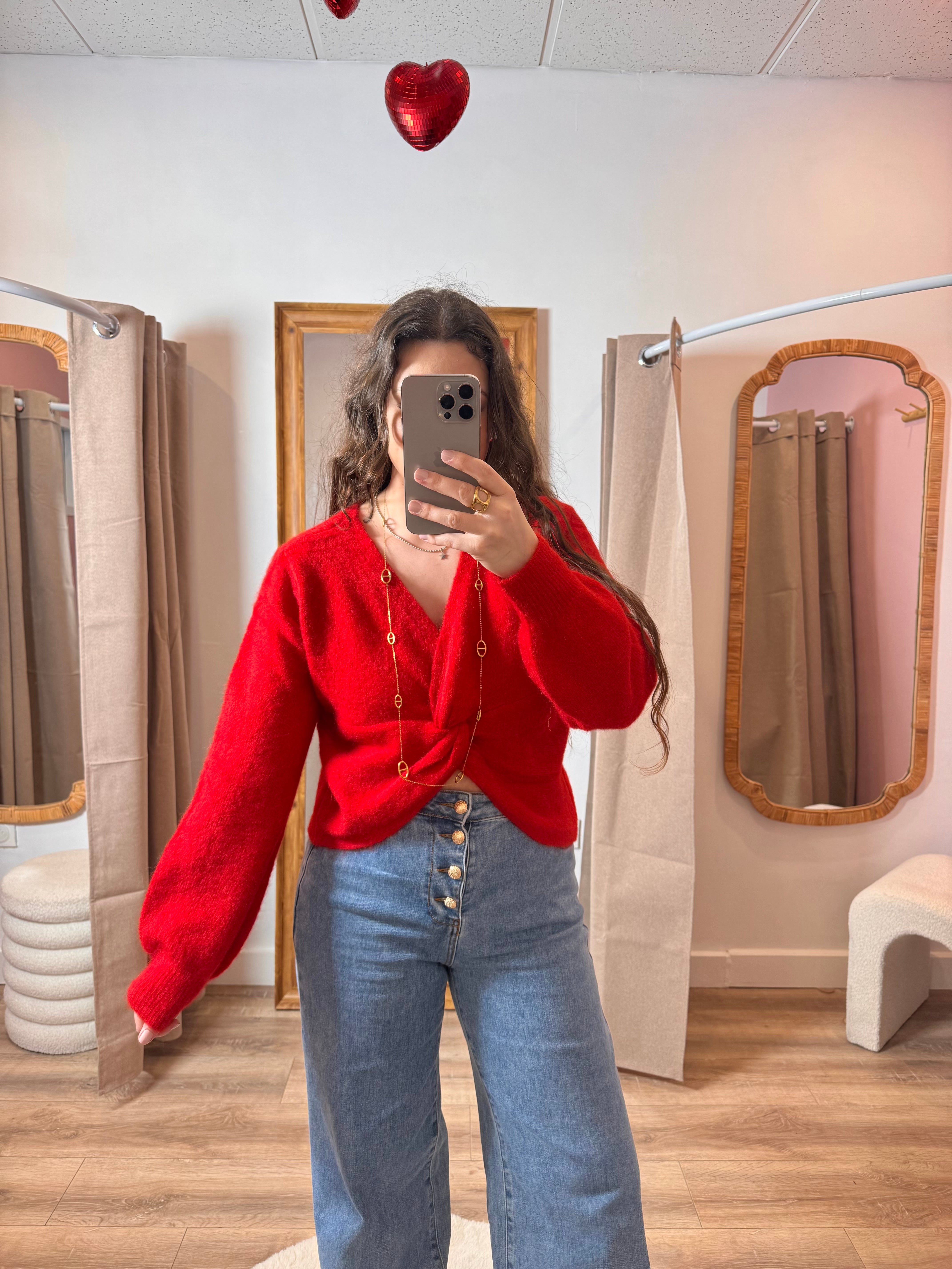 PULL NOEUD ROUGE