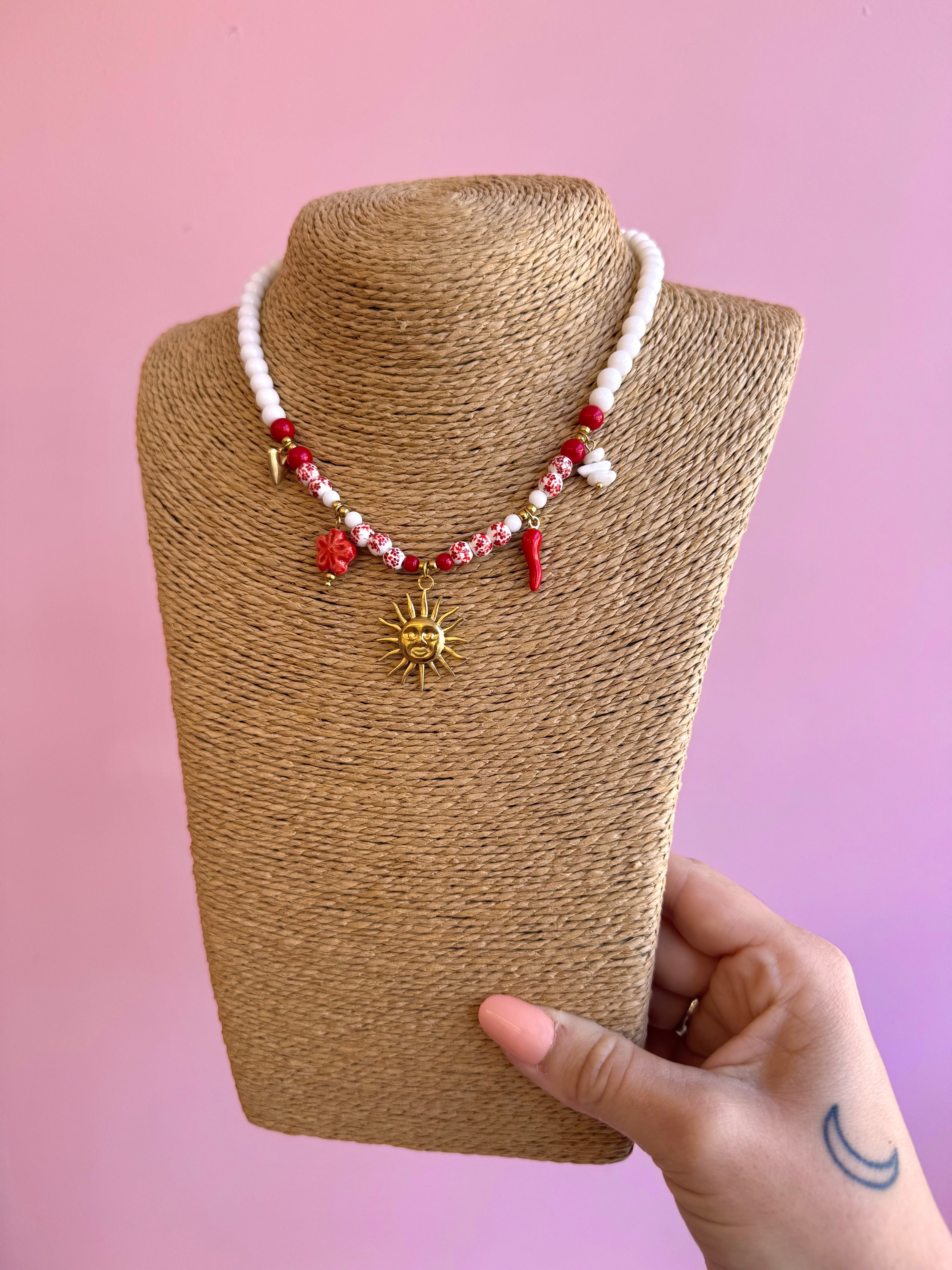 COLLIER SOLEIL ROUGE