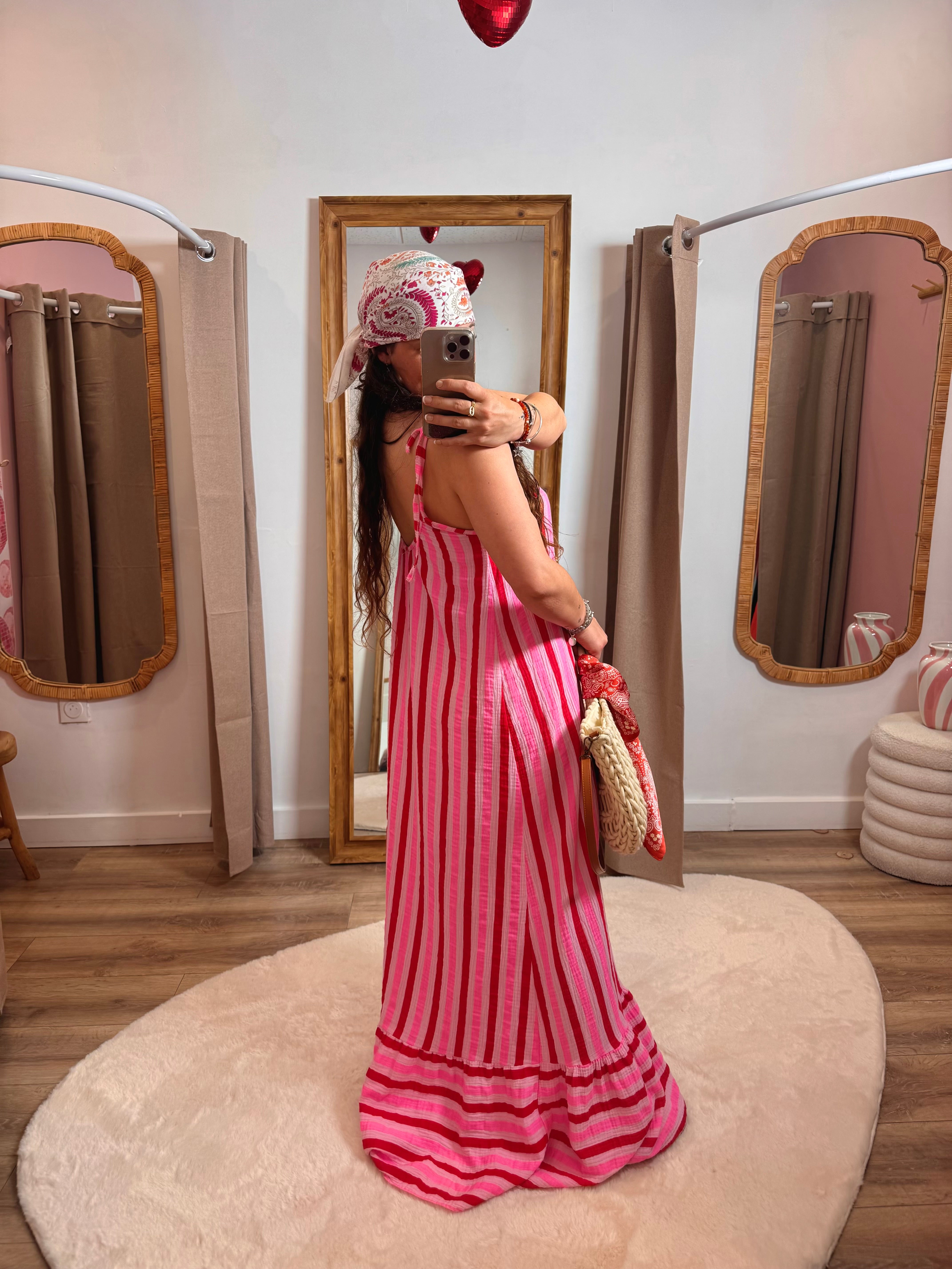 ROBE ROSE RAYÉ
