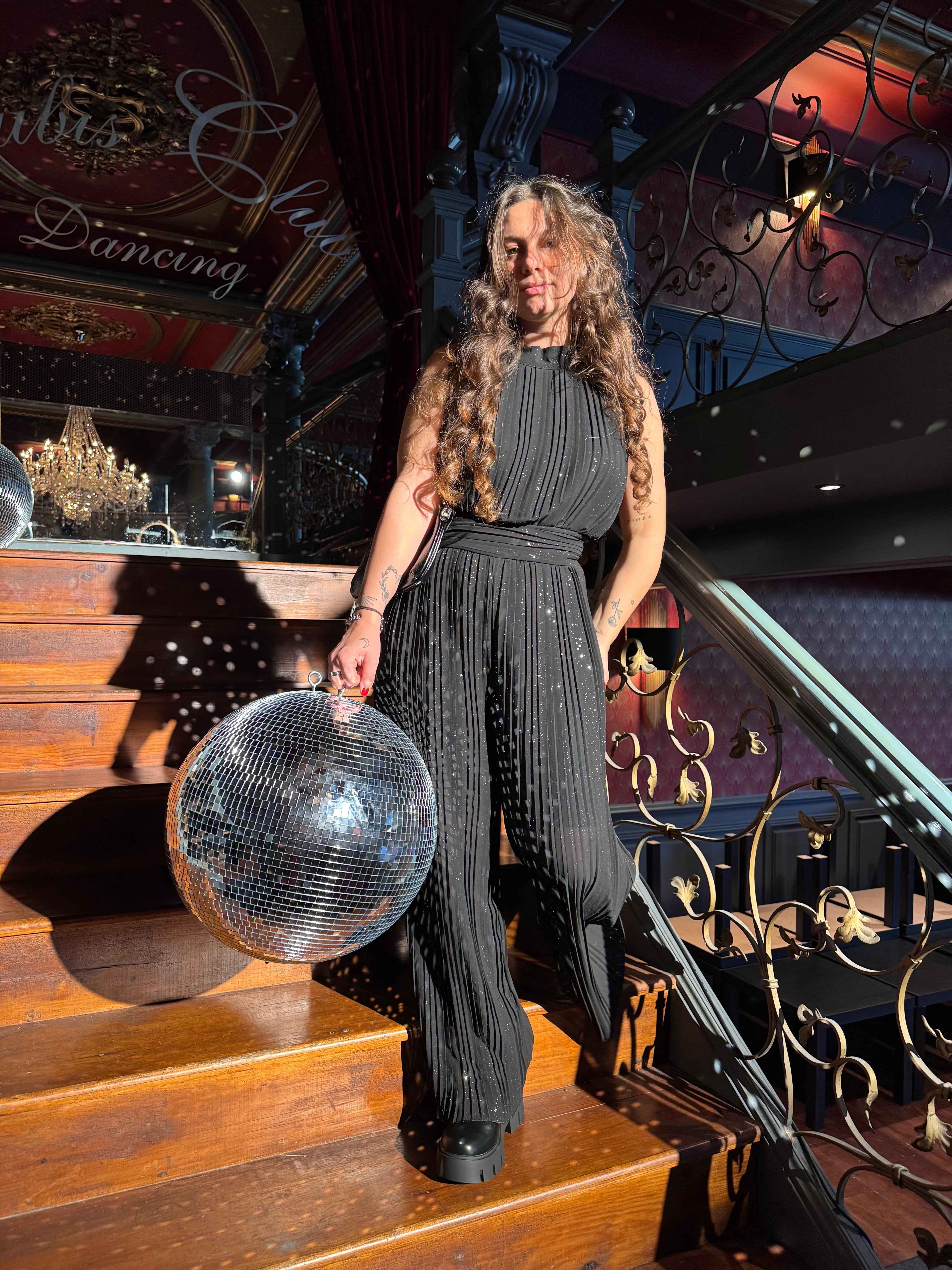 COMBINAISON À PAILLETTES NOIRE