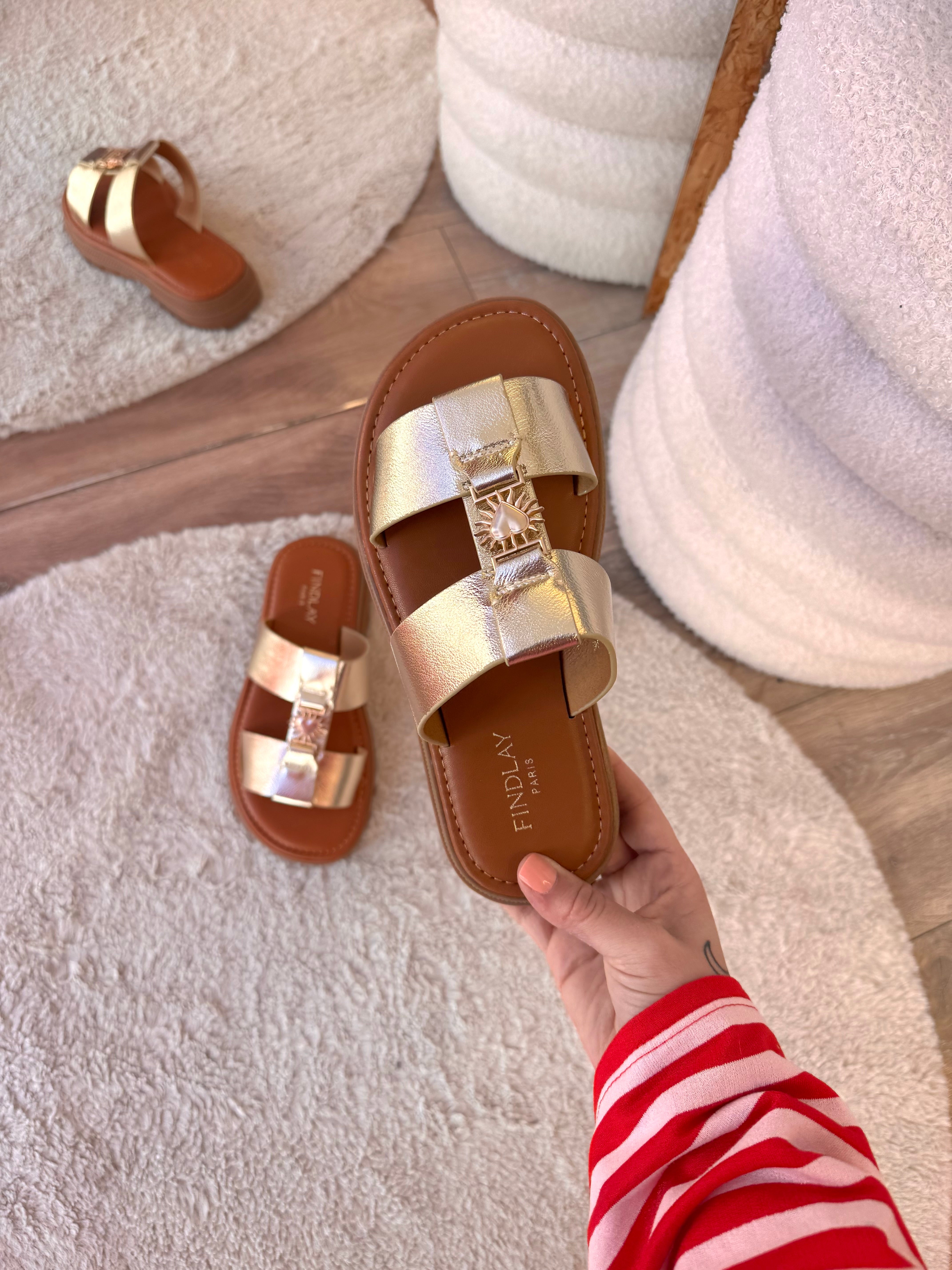 SANDALES CŒUR SOLEIL DORÉ