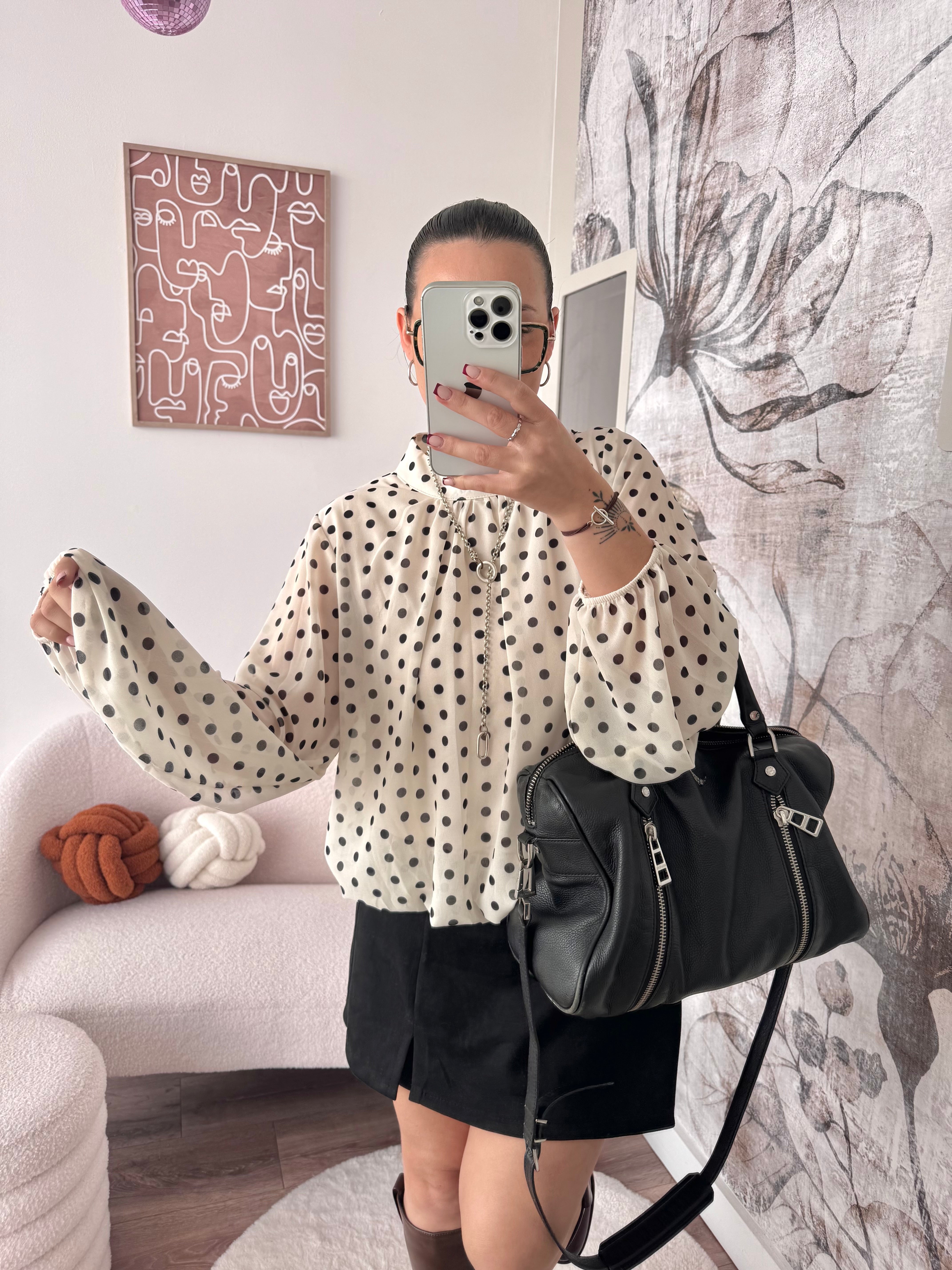BLOUSE BLANCHE À POIS