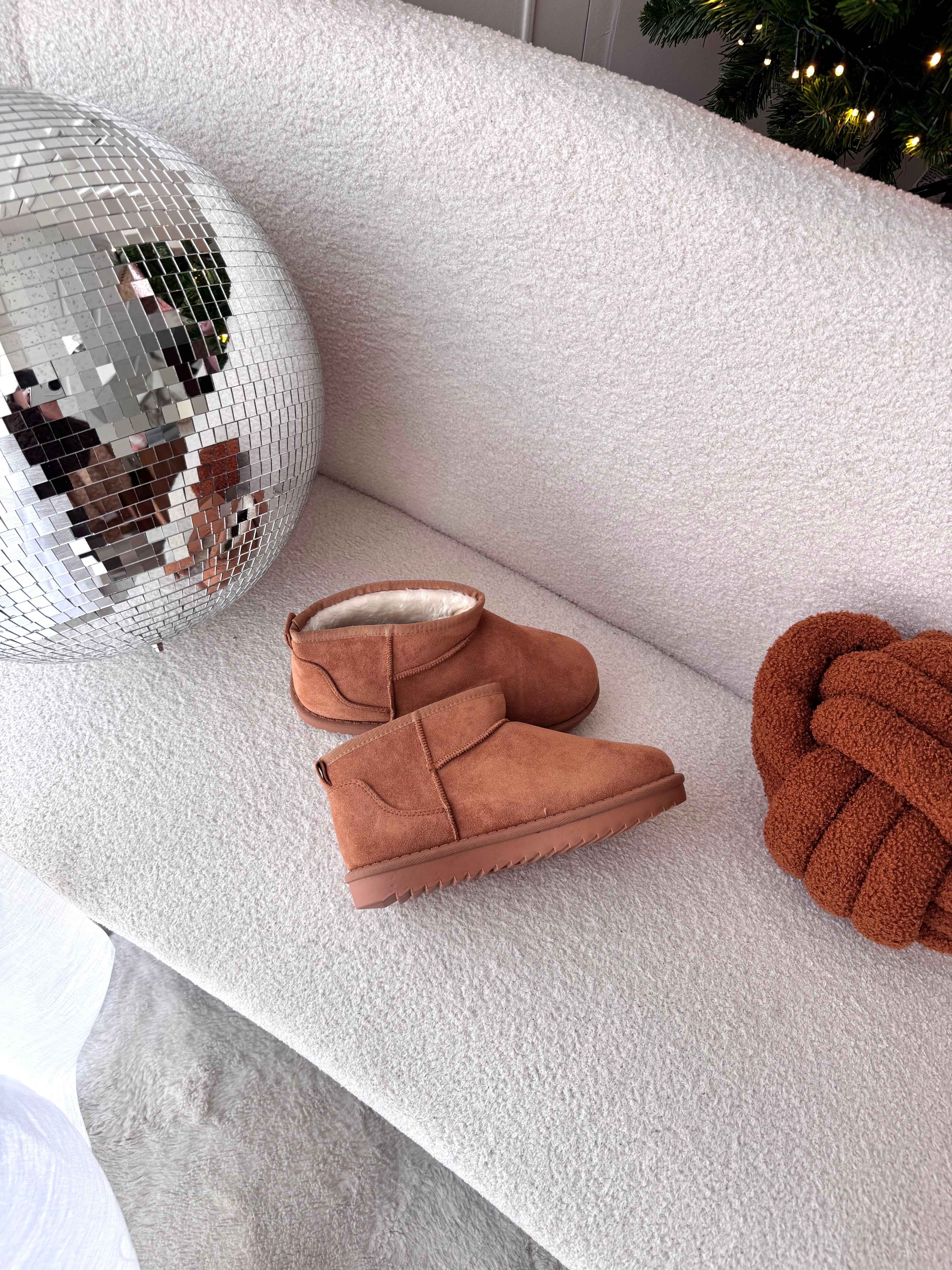 BOOTS CAMEL FOURRÉES