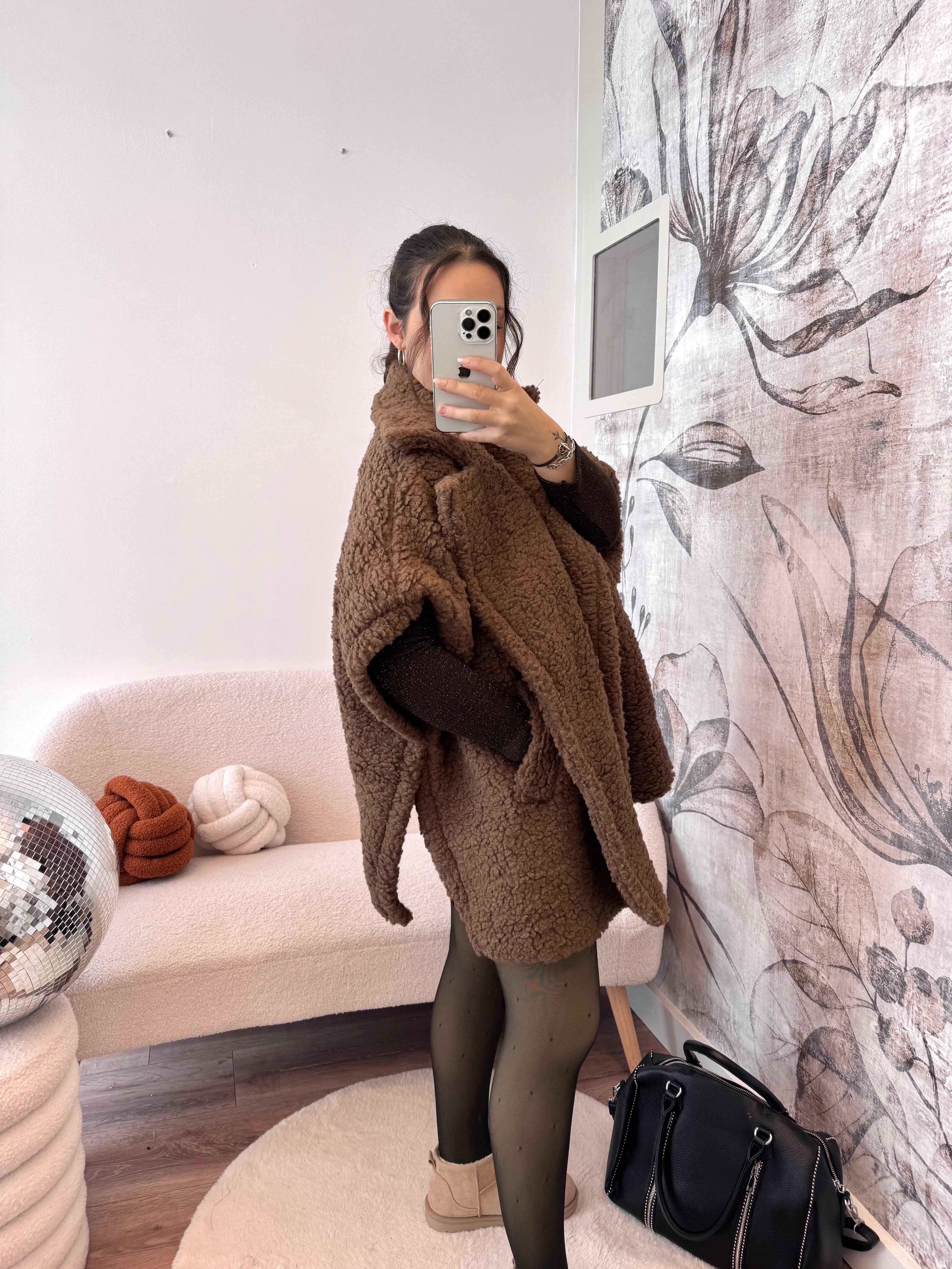 PRÉCOMMANDE GILET MOUMOUTE SANS MANCHE CHOCO ( expédition 9/12 )