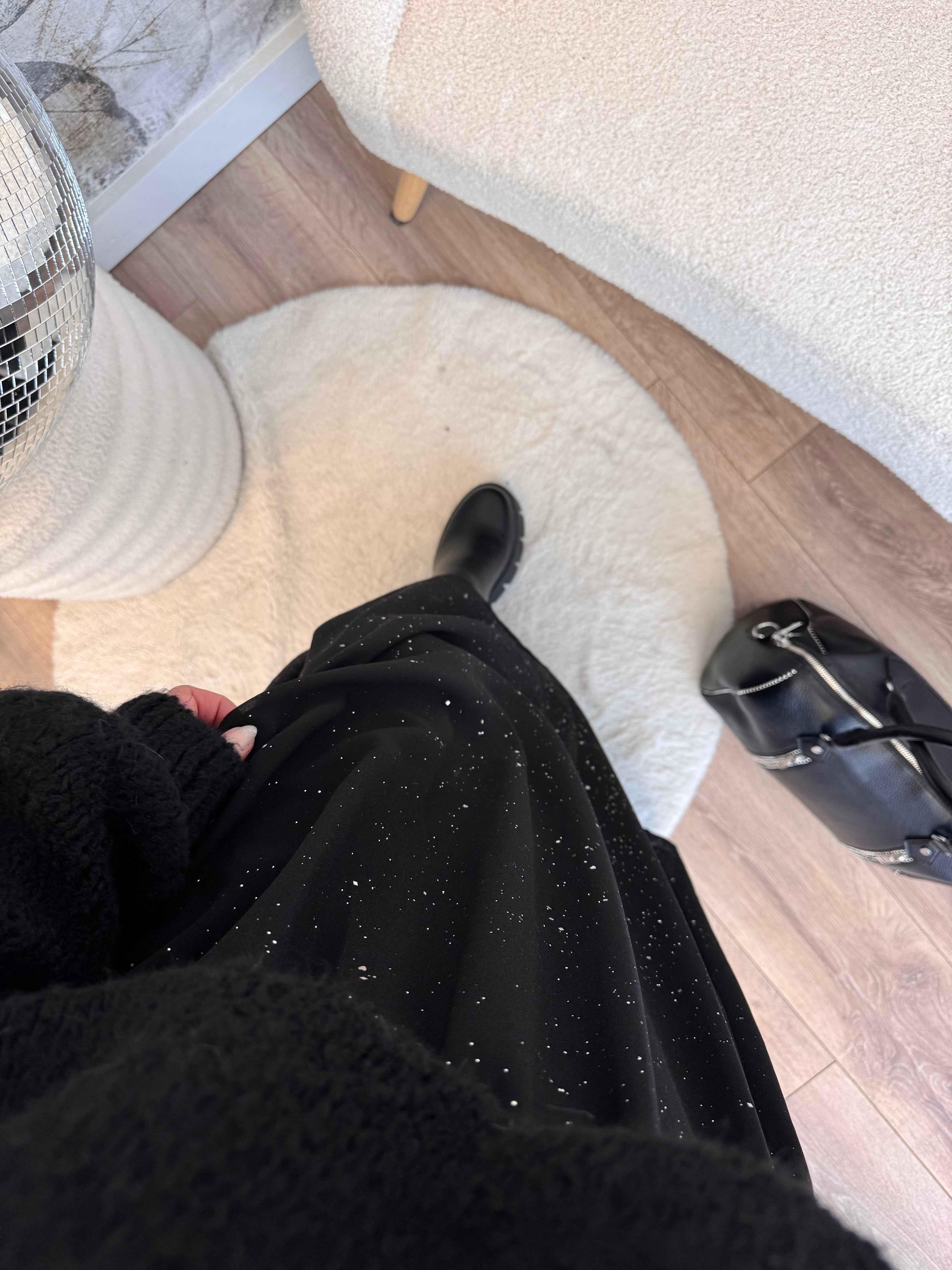 JUPE À PAILLETTES NOIRE