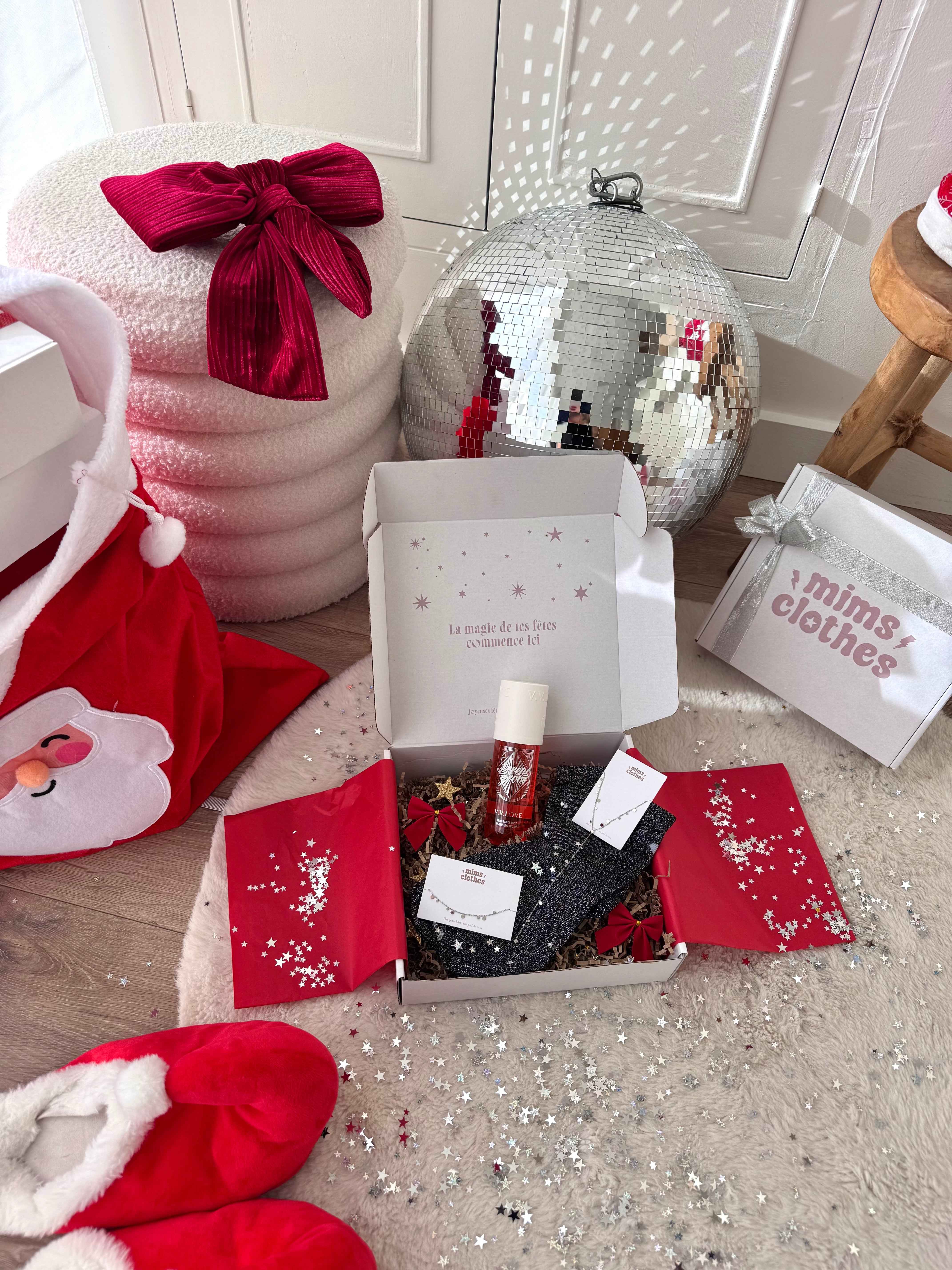 COFFRET NOEL DORÉ OU ARGENTÉ ( 4 cadeaux )