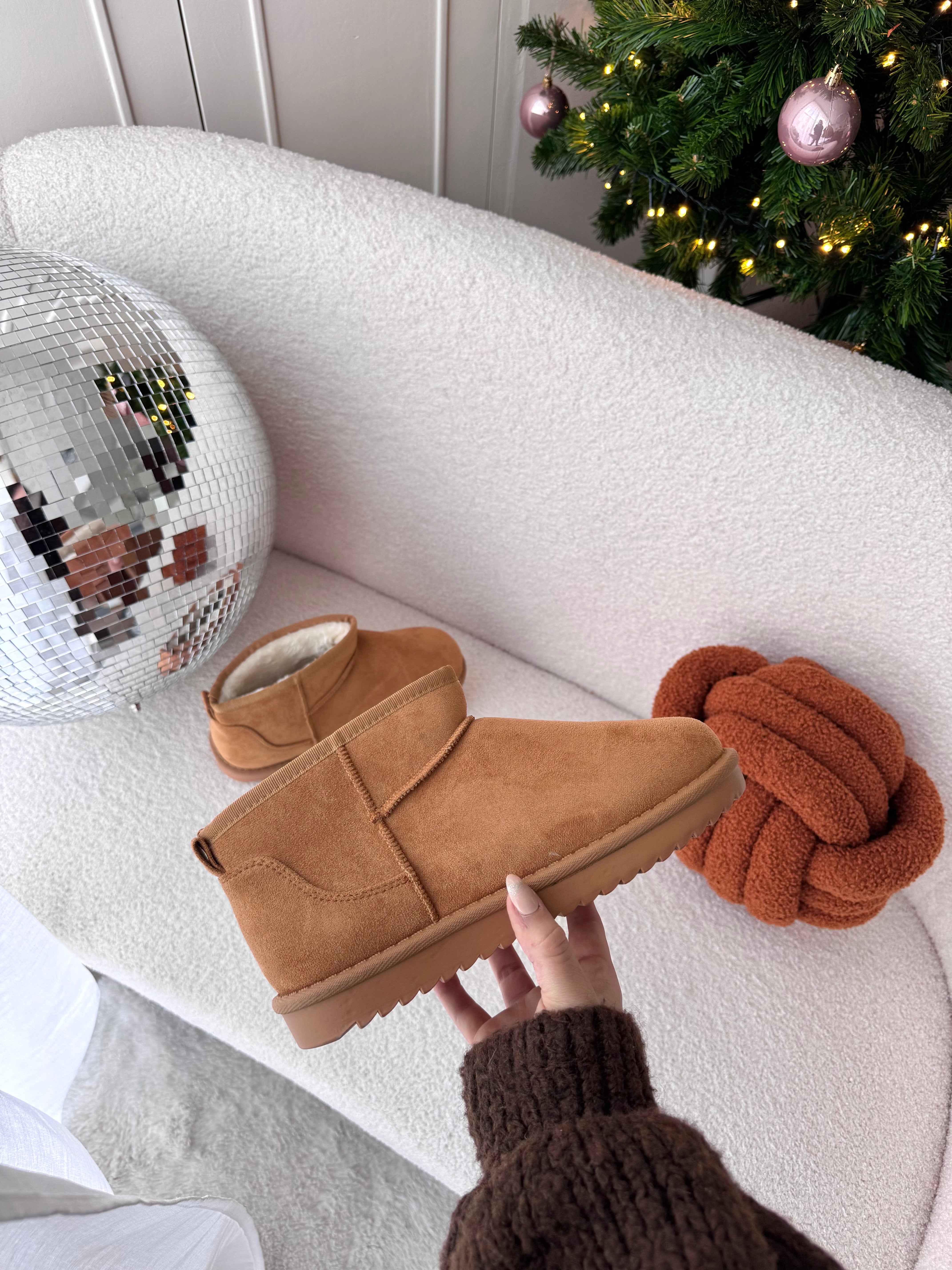 BOOTS CAMEL FOURRÉES