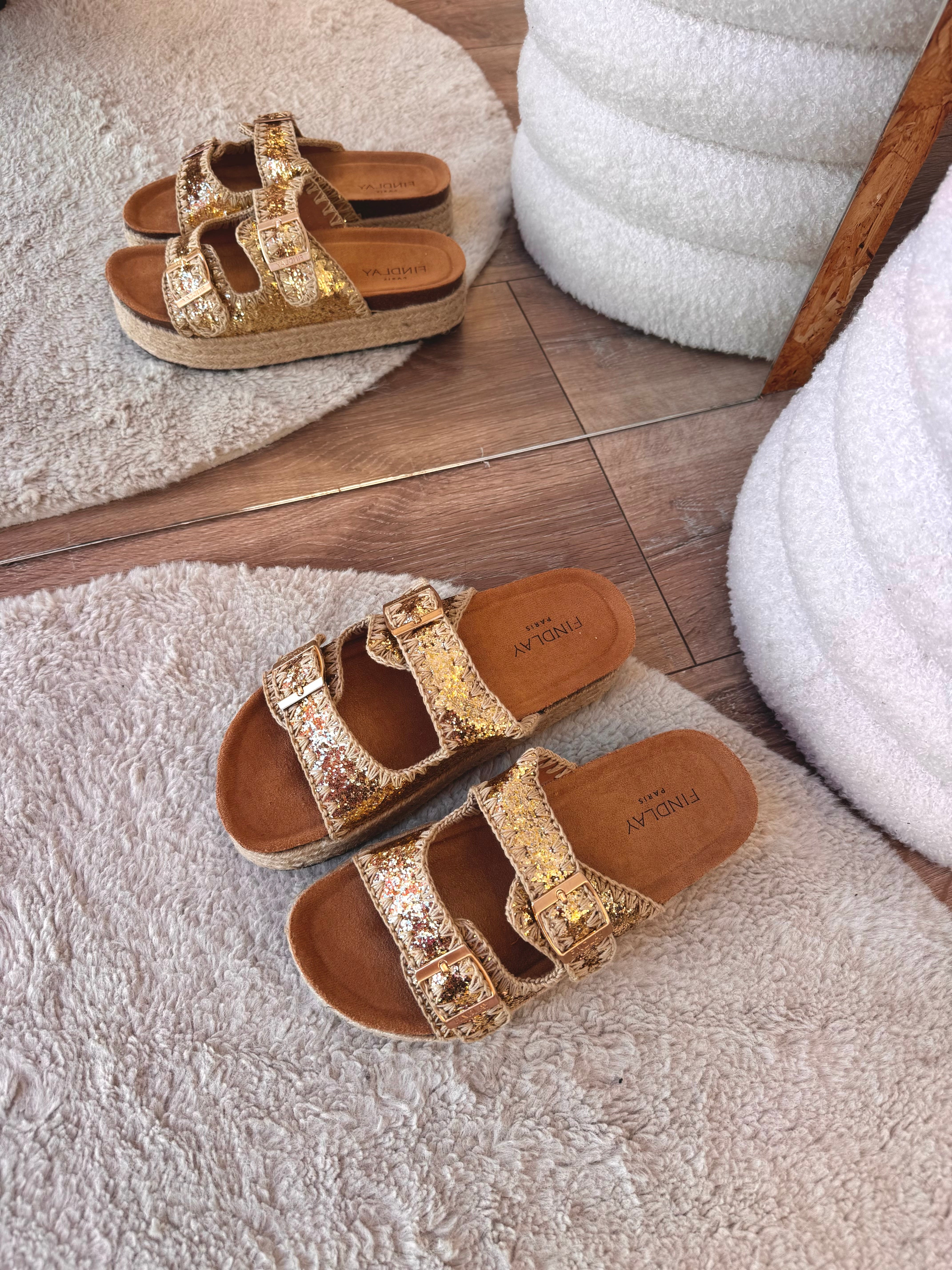SANDALES PAILLETTES DORÉ