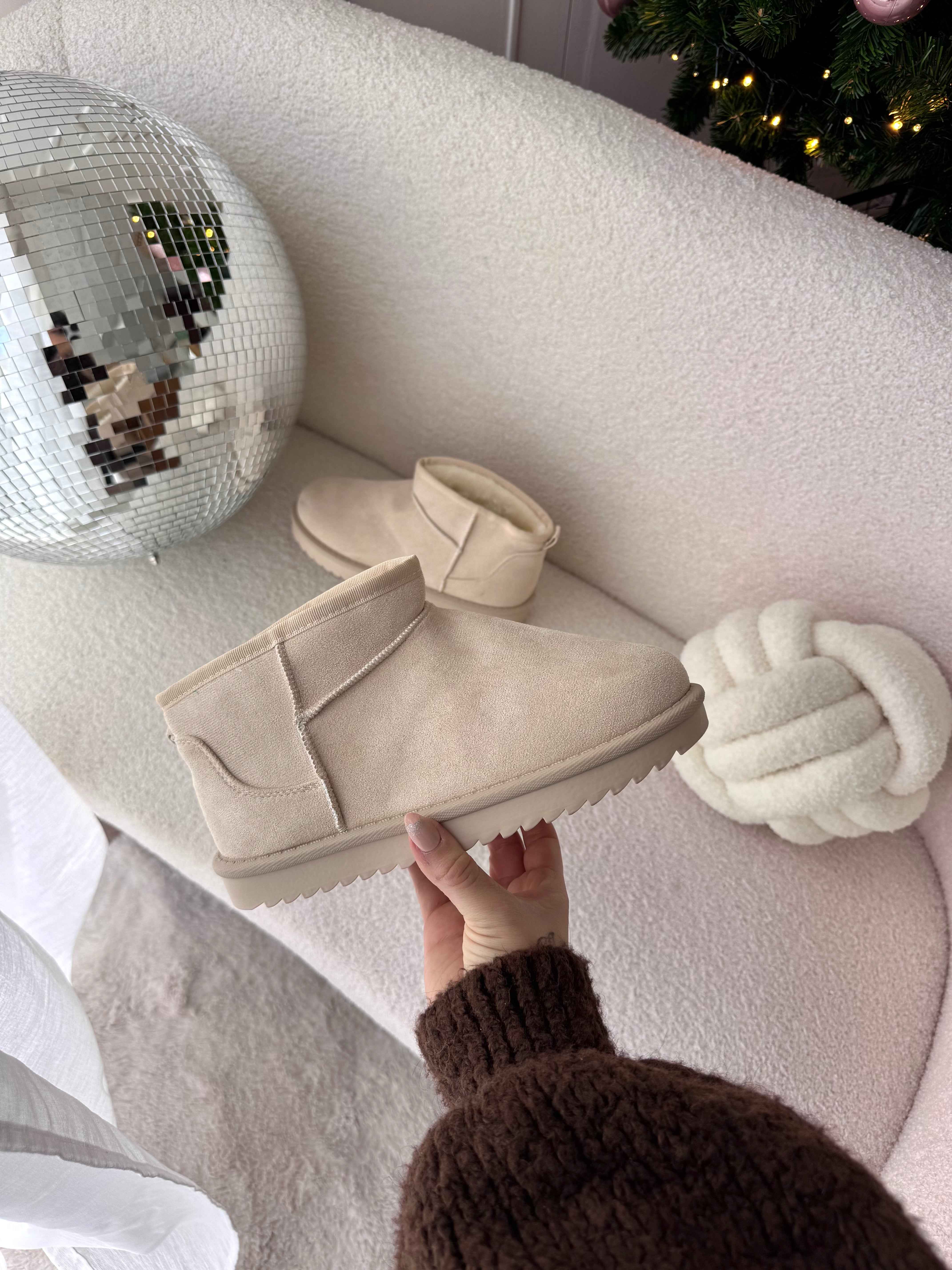 BOOTS BEIGE FOURRÉES