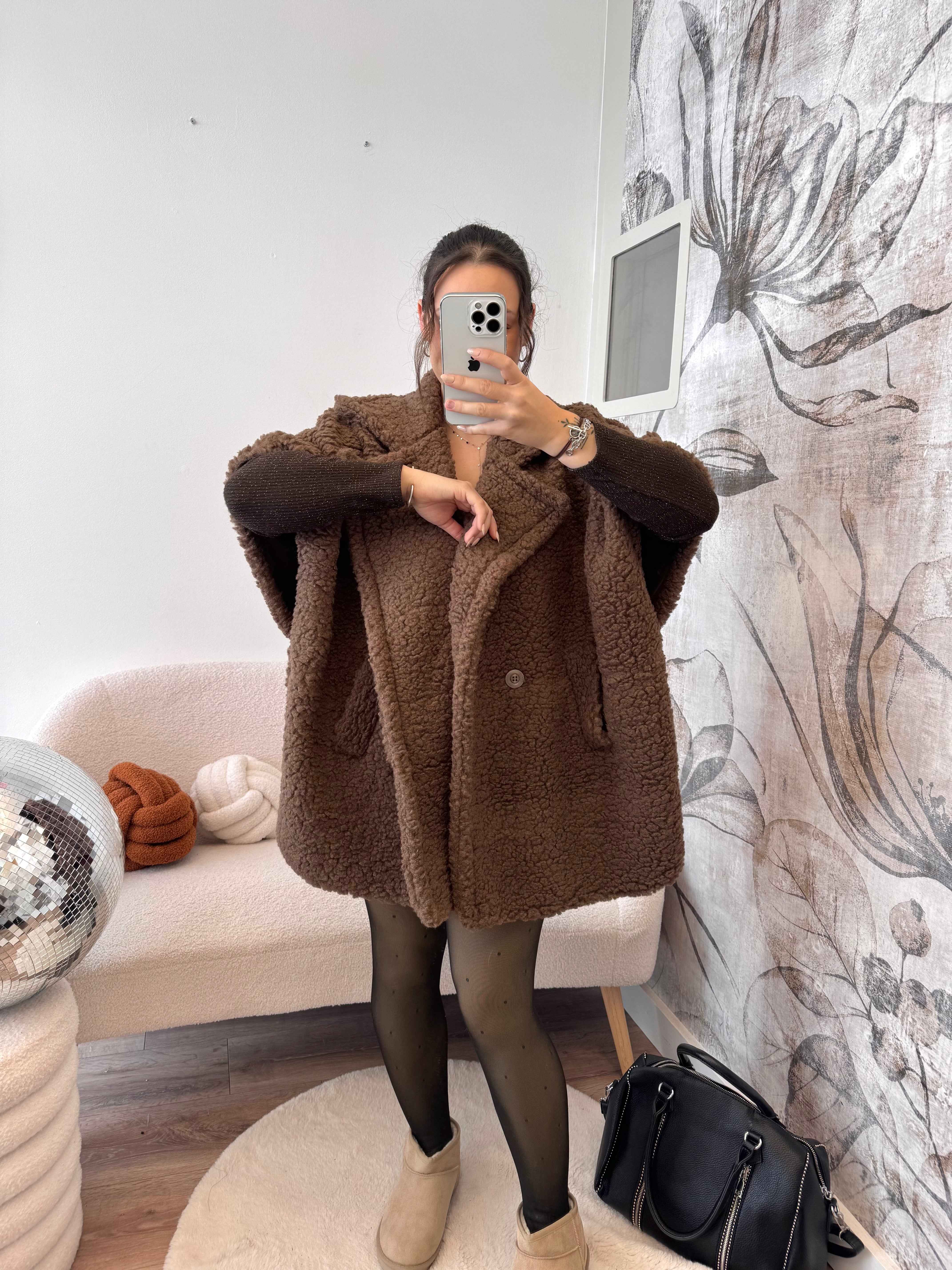 PRÉCOMMANDE GILET MOUMOUTE SANS MANCHE CHOCO ( expédition 9/12 )