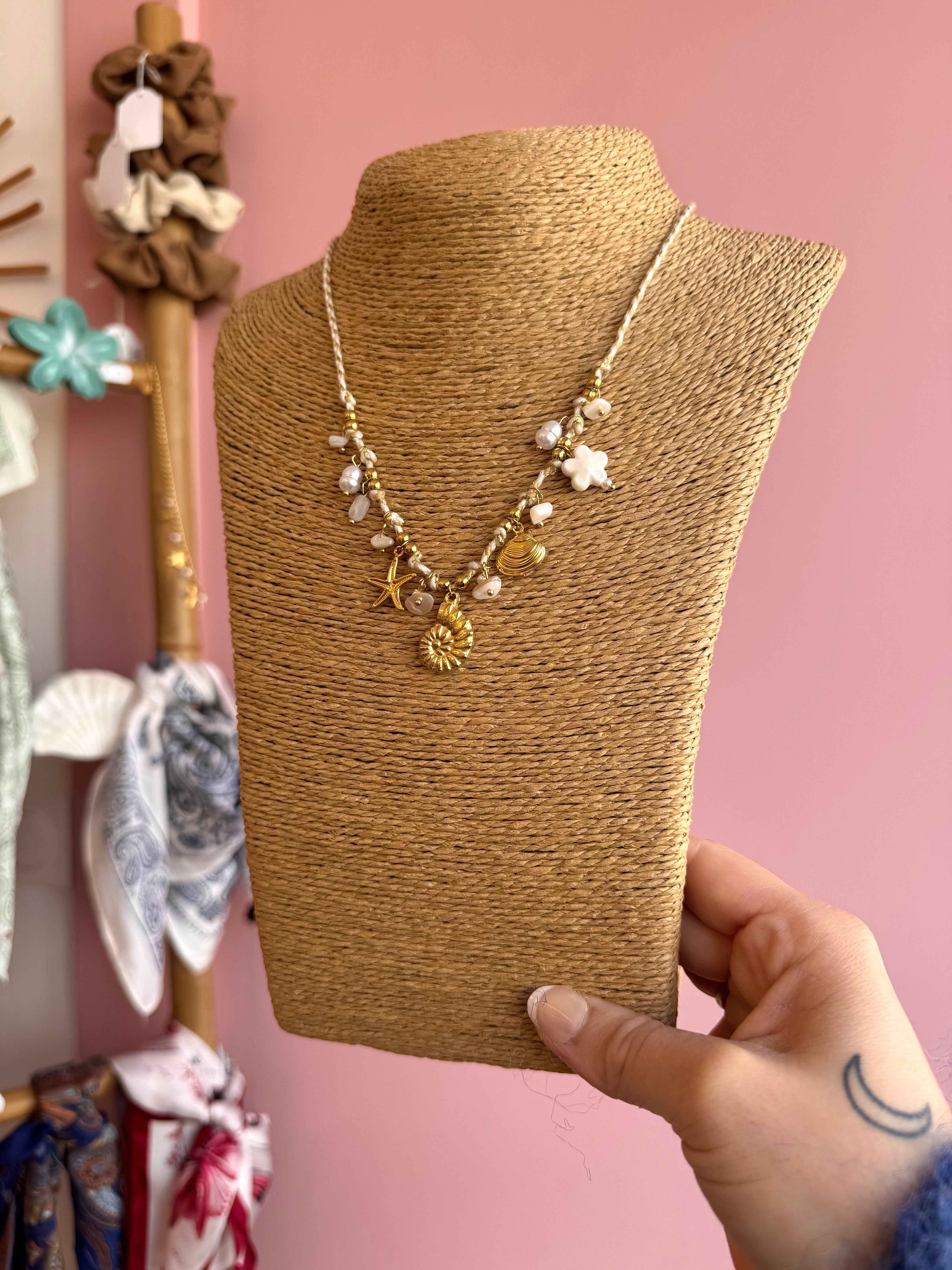 COLLIER COQUILLAGE DORÉ