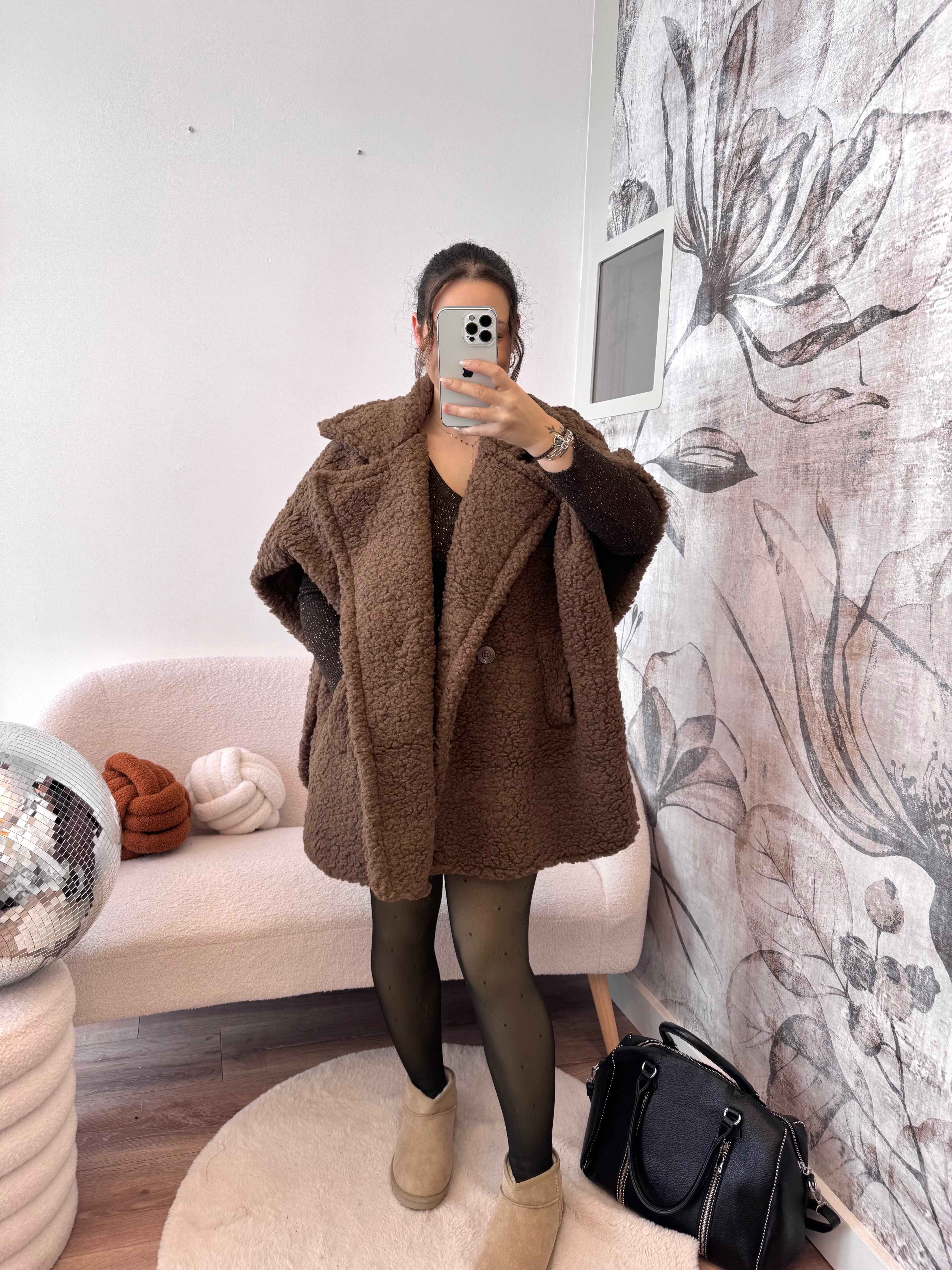 PRÉCOMMANDE GILET MOUMOUTE SANS MANCHE CHOCO ( expédition 9/12 )