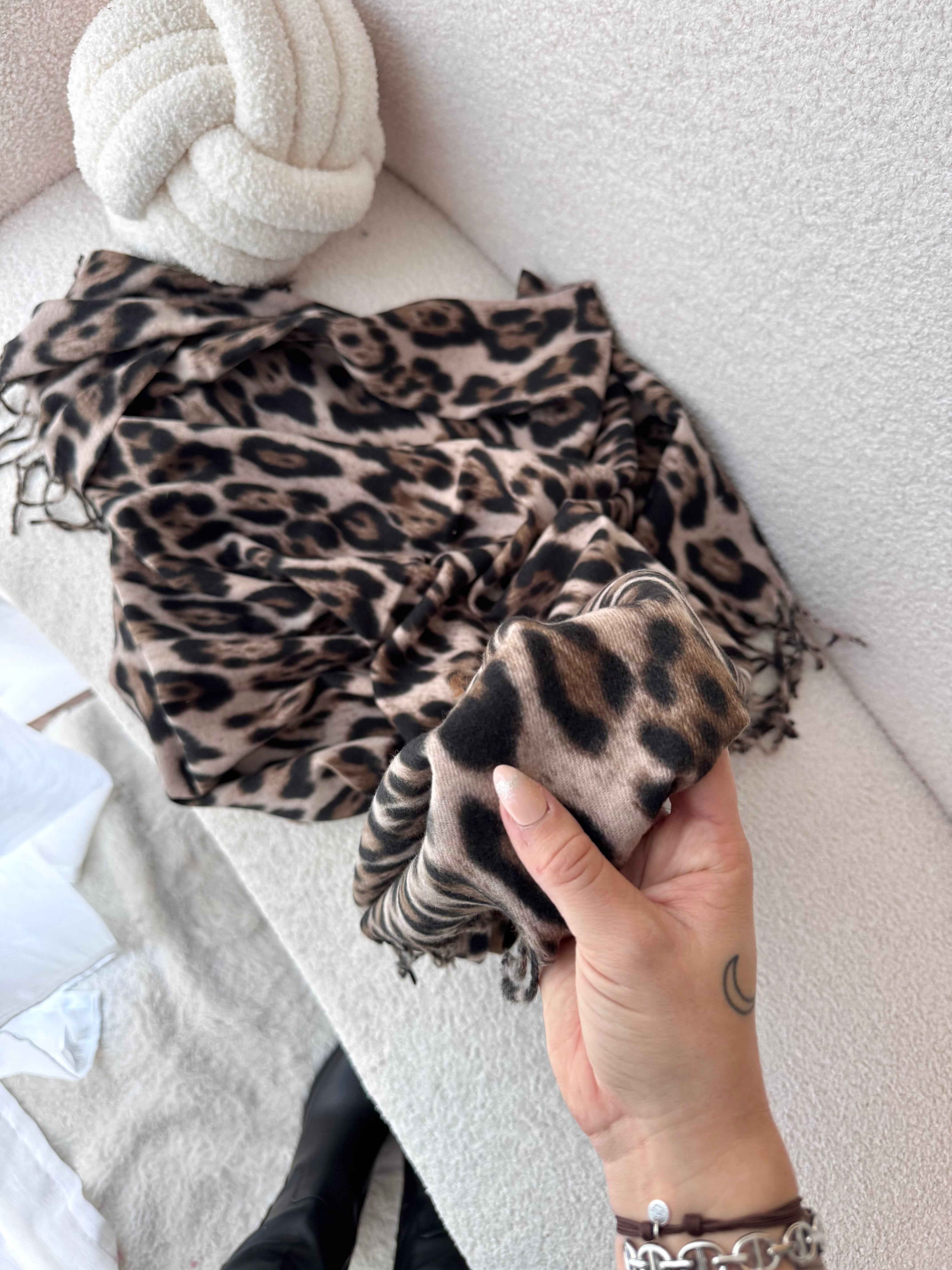 ÉCHARPE CARRÉ LÉOPARD