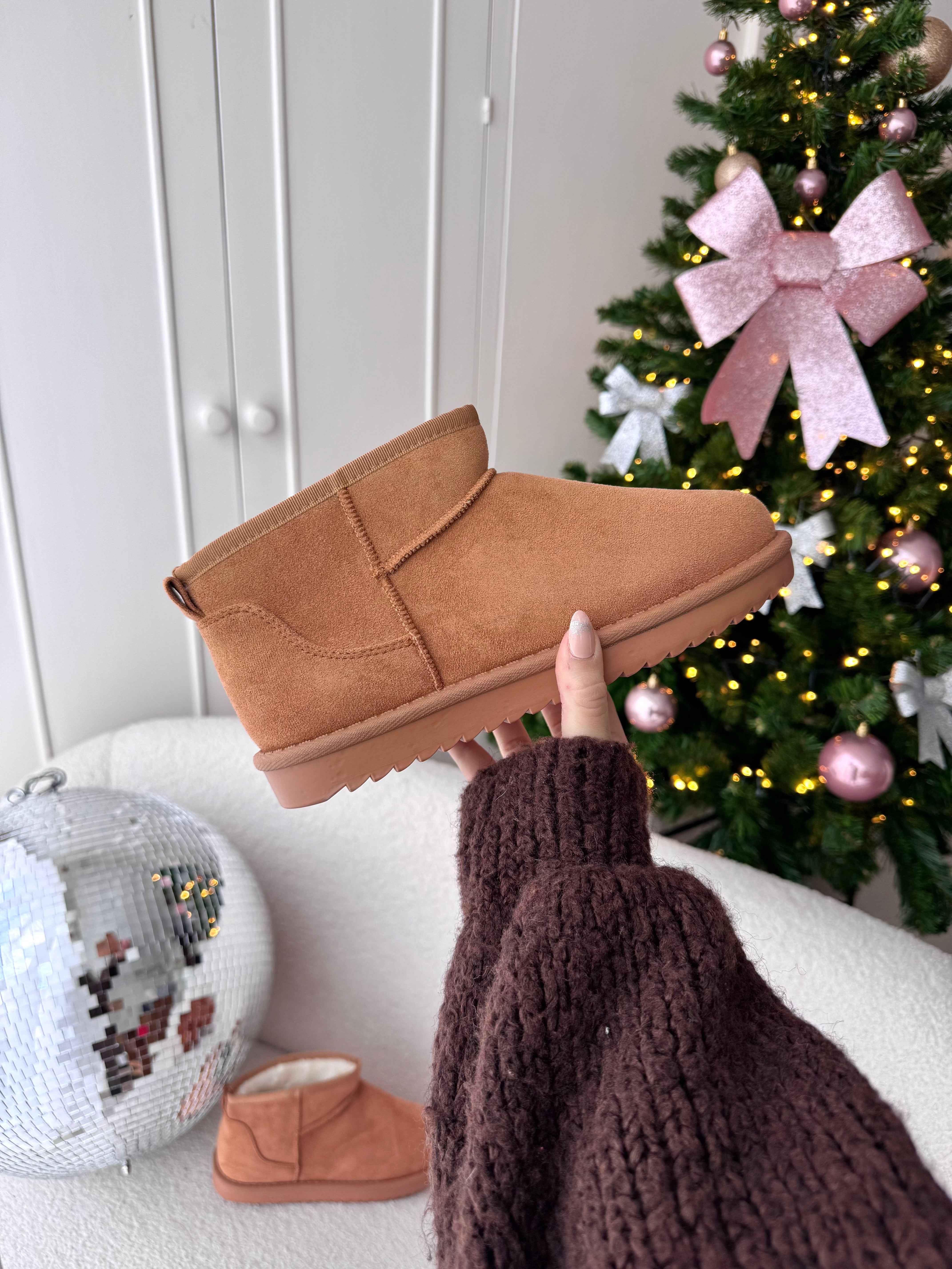 BOOTS CAMEL FOURRÉES