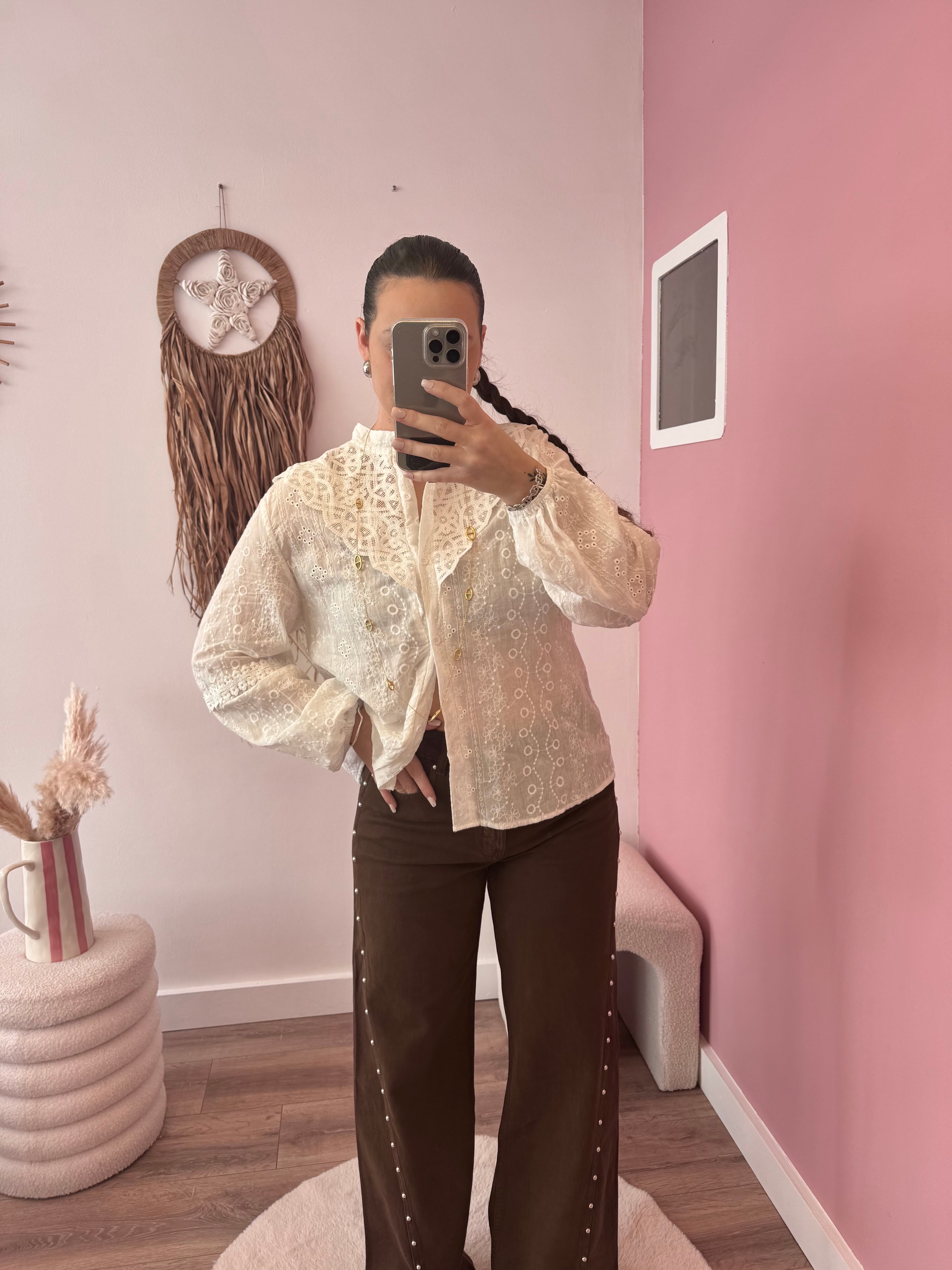 BLOUSE BLANCHE BRODÉE