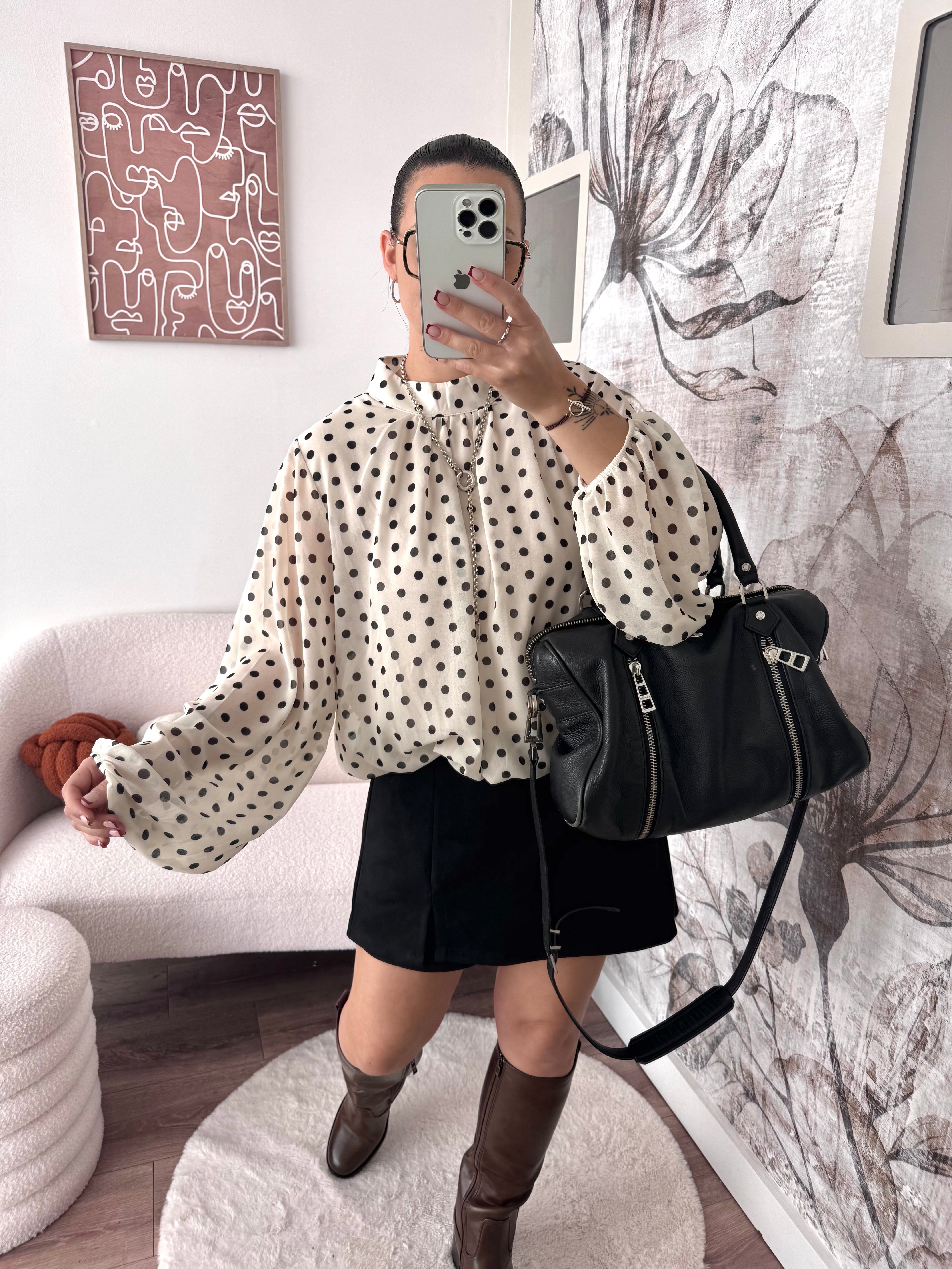 BLOUSE BLANCHE À POIS