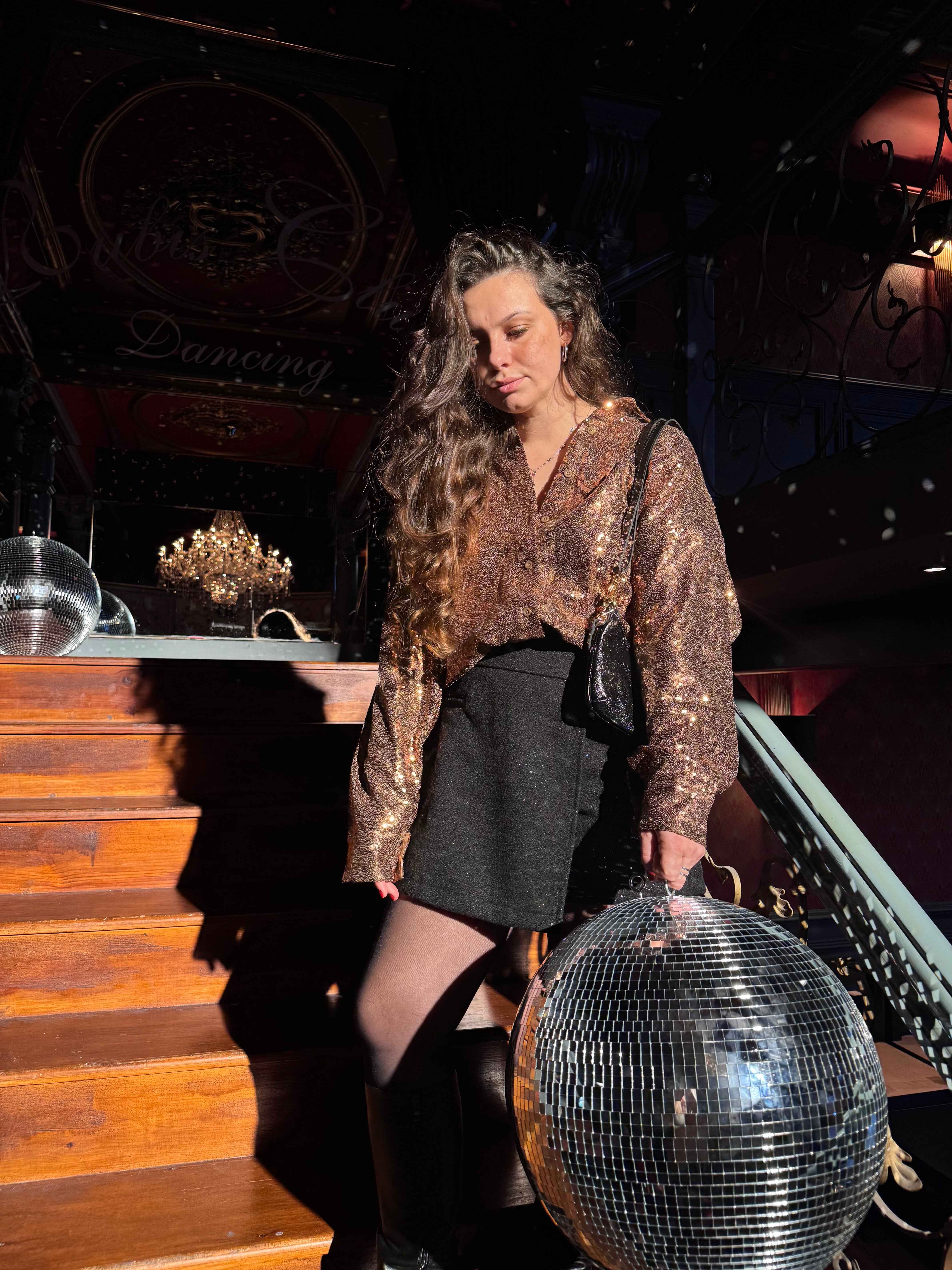 JUPE/SHORT À PAILLETTES NOIRES