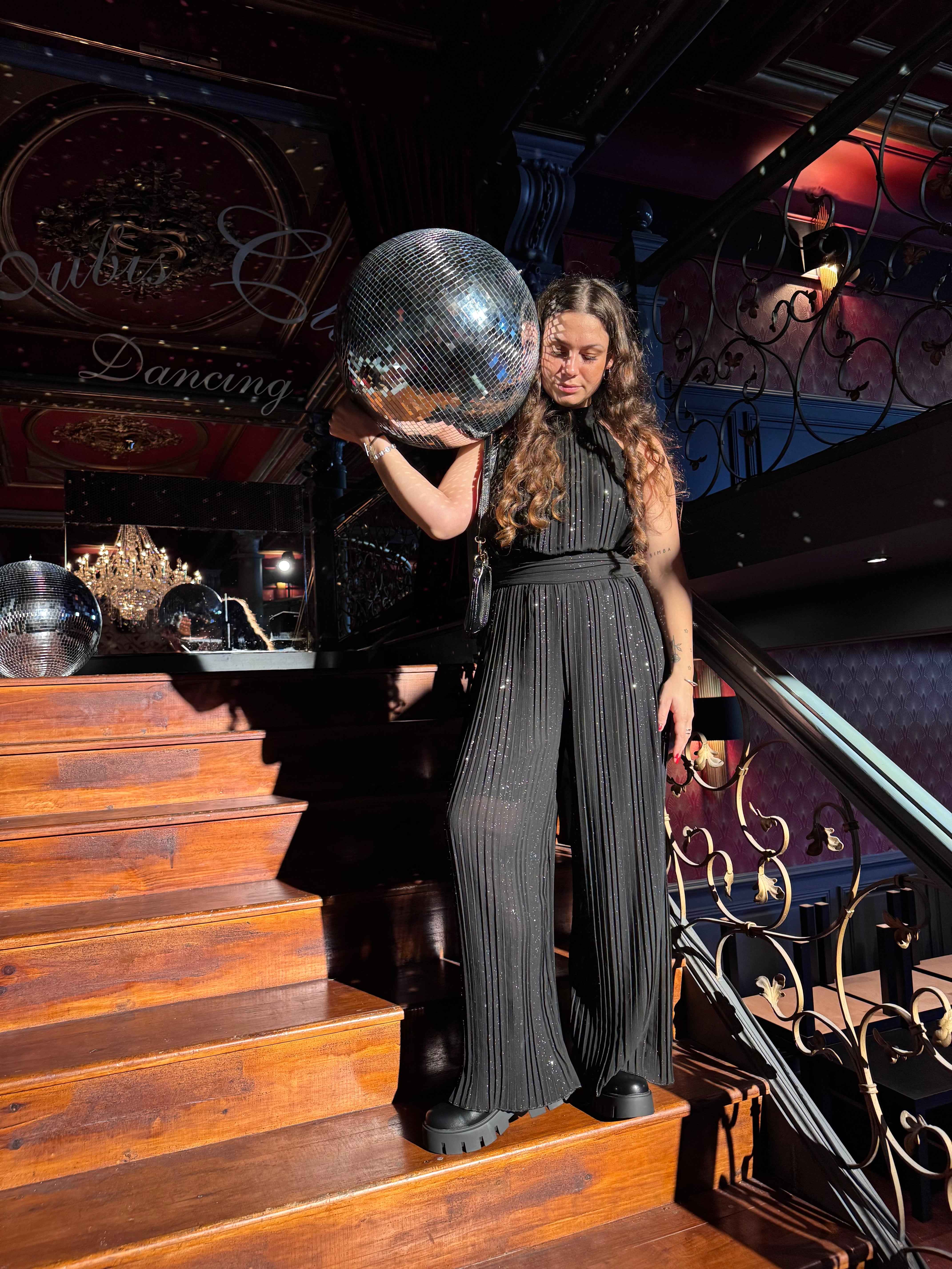 COMBINAISON À PAILLETTES NOIRE