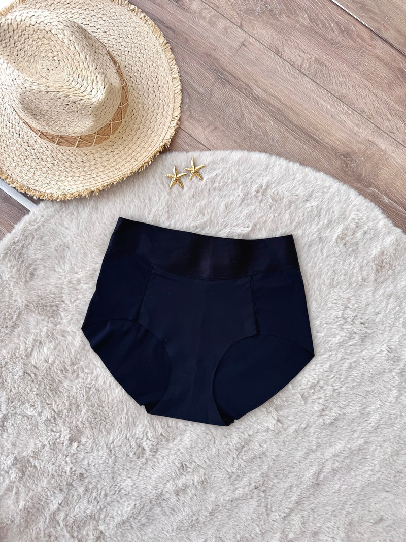CULOTTE GAINANTE NOIRE