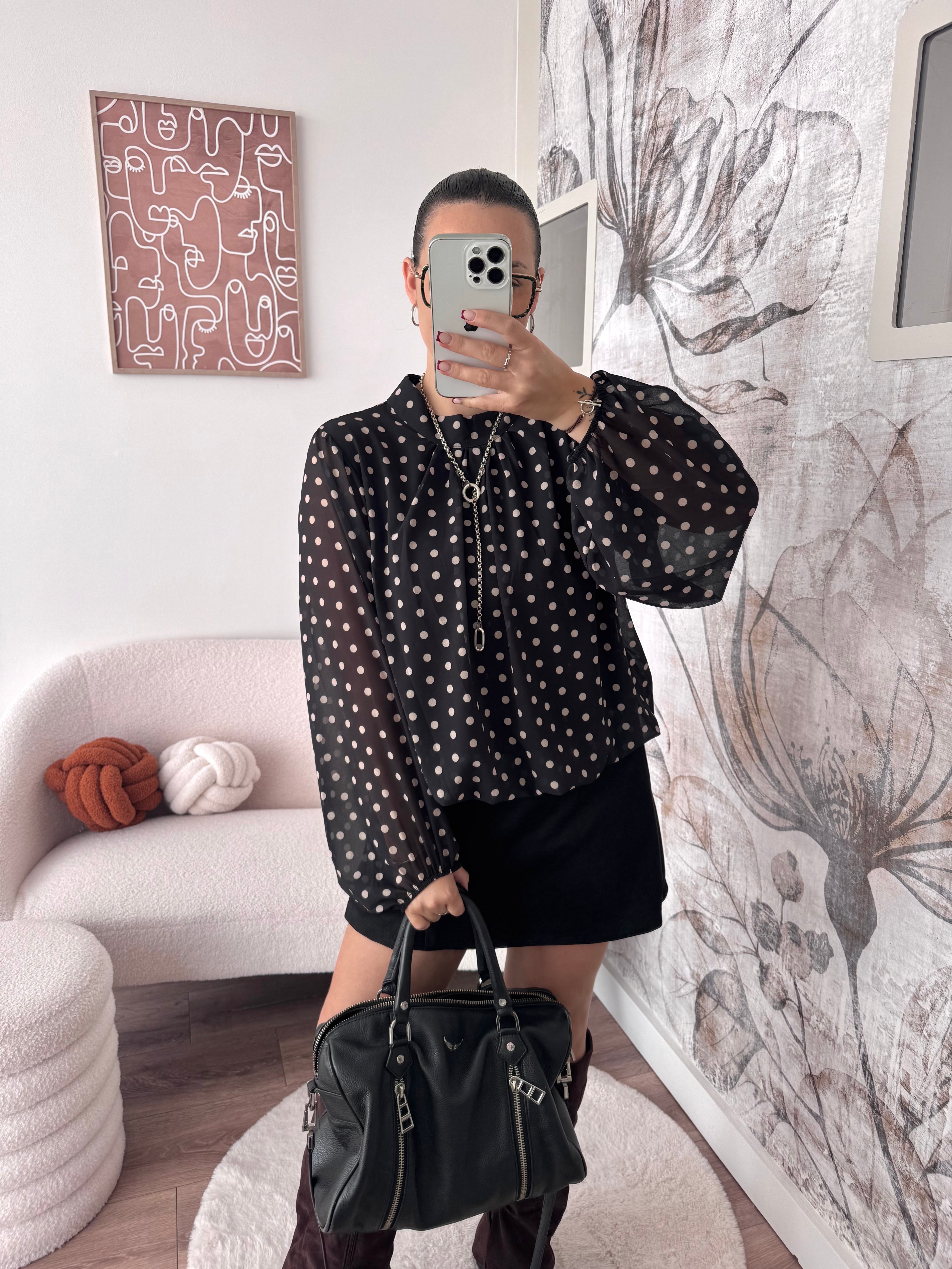 BLOUSE NOIR À POIS