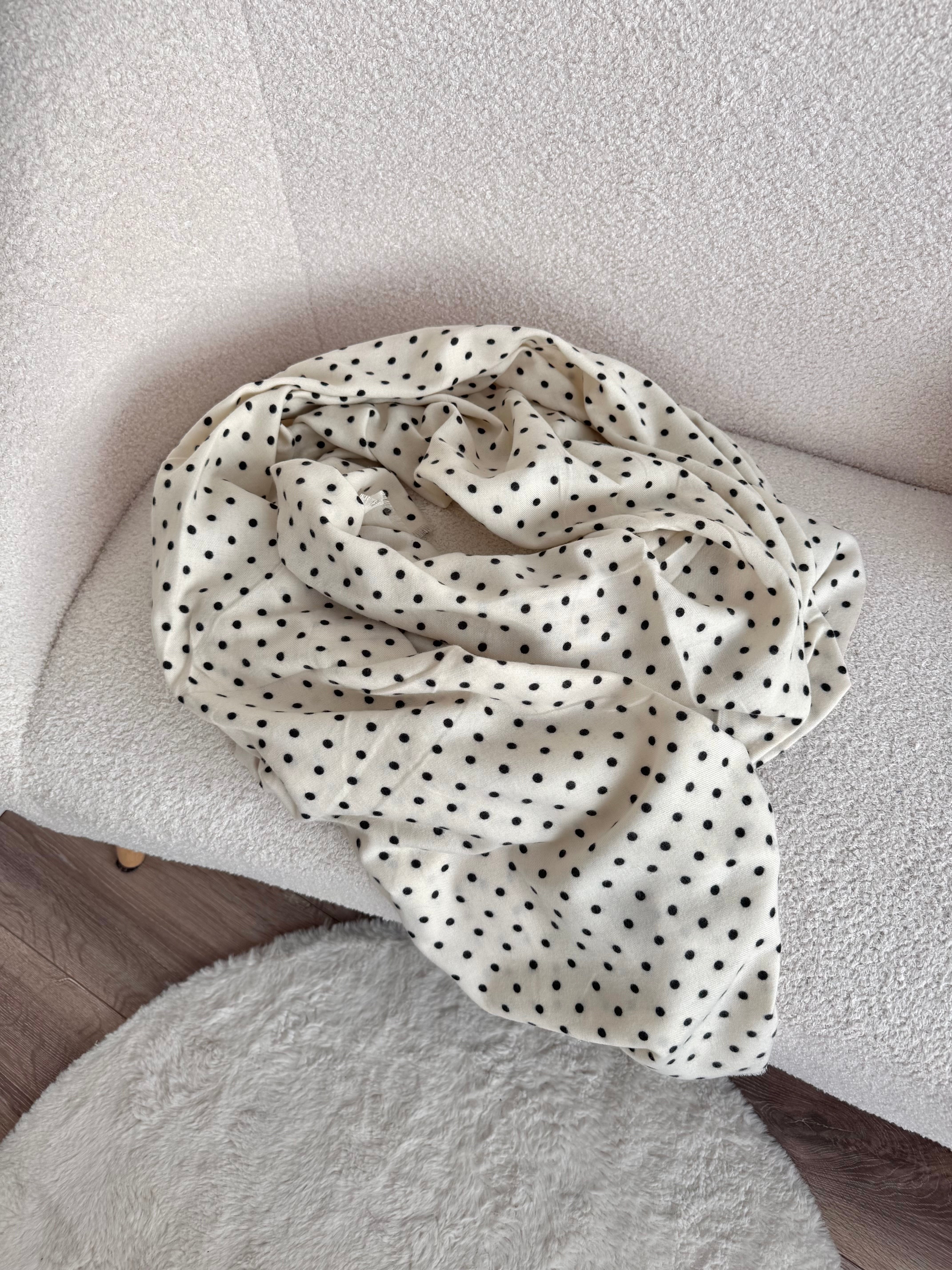 ÉCHARPE BLANCHE À POIS