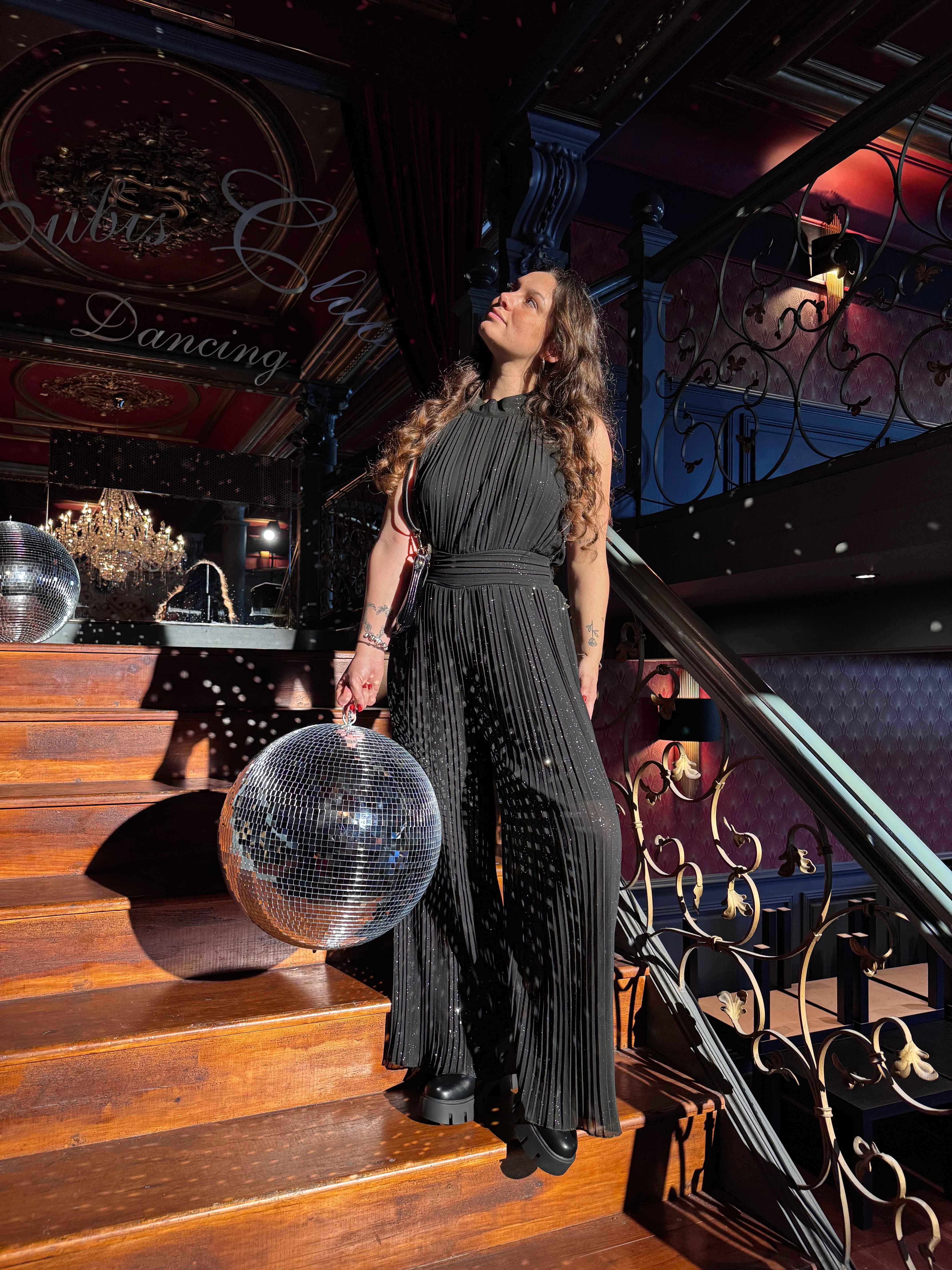 COMBINAISON À PAILLETTES NOIRE