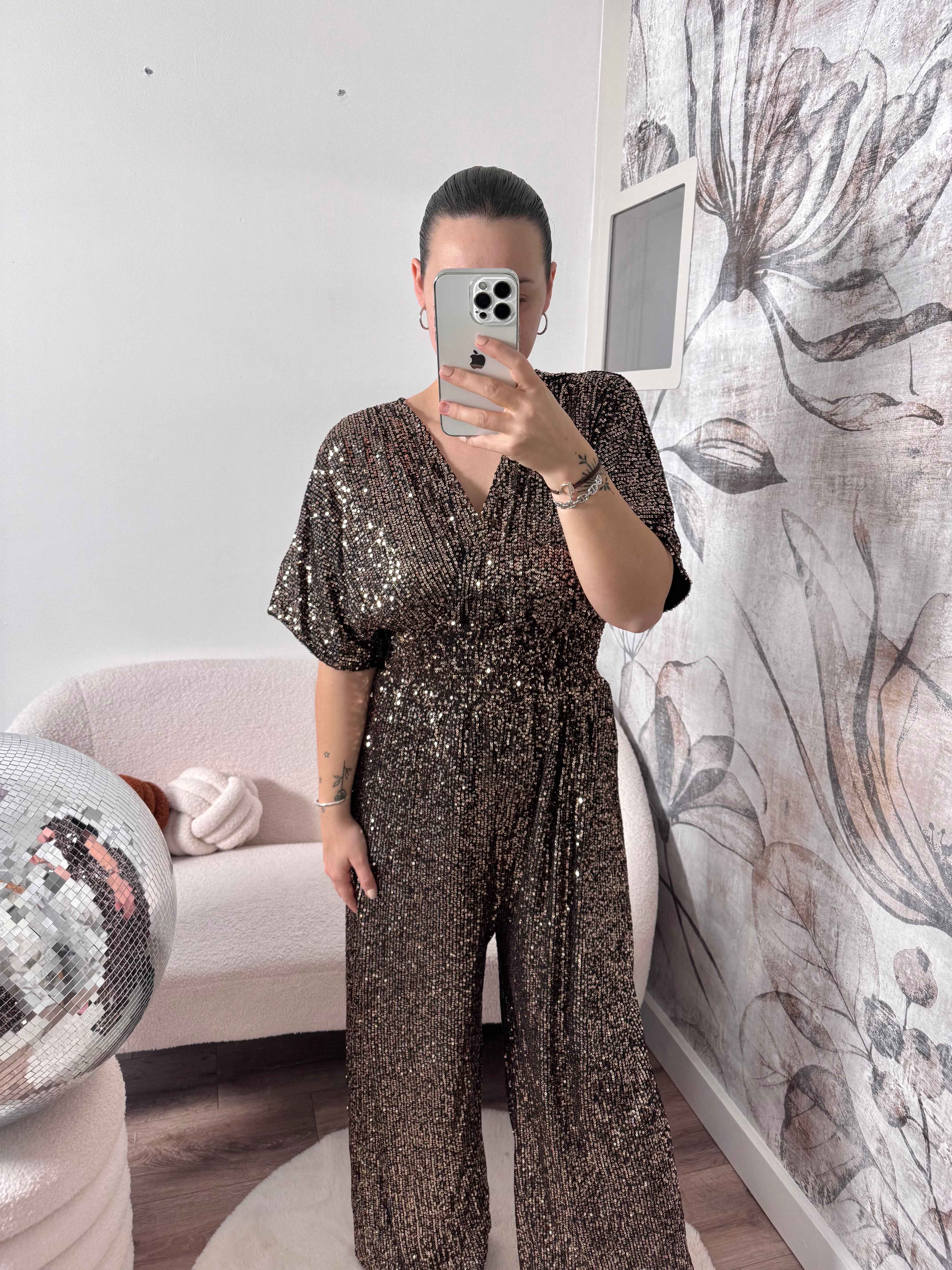 COMBINAISON À SEQUINS DORÉ