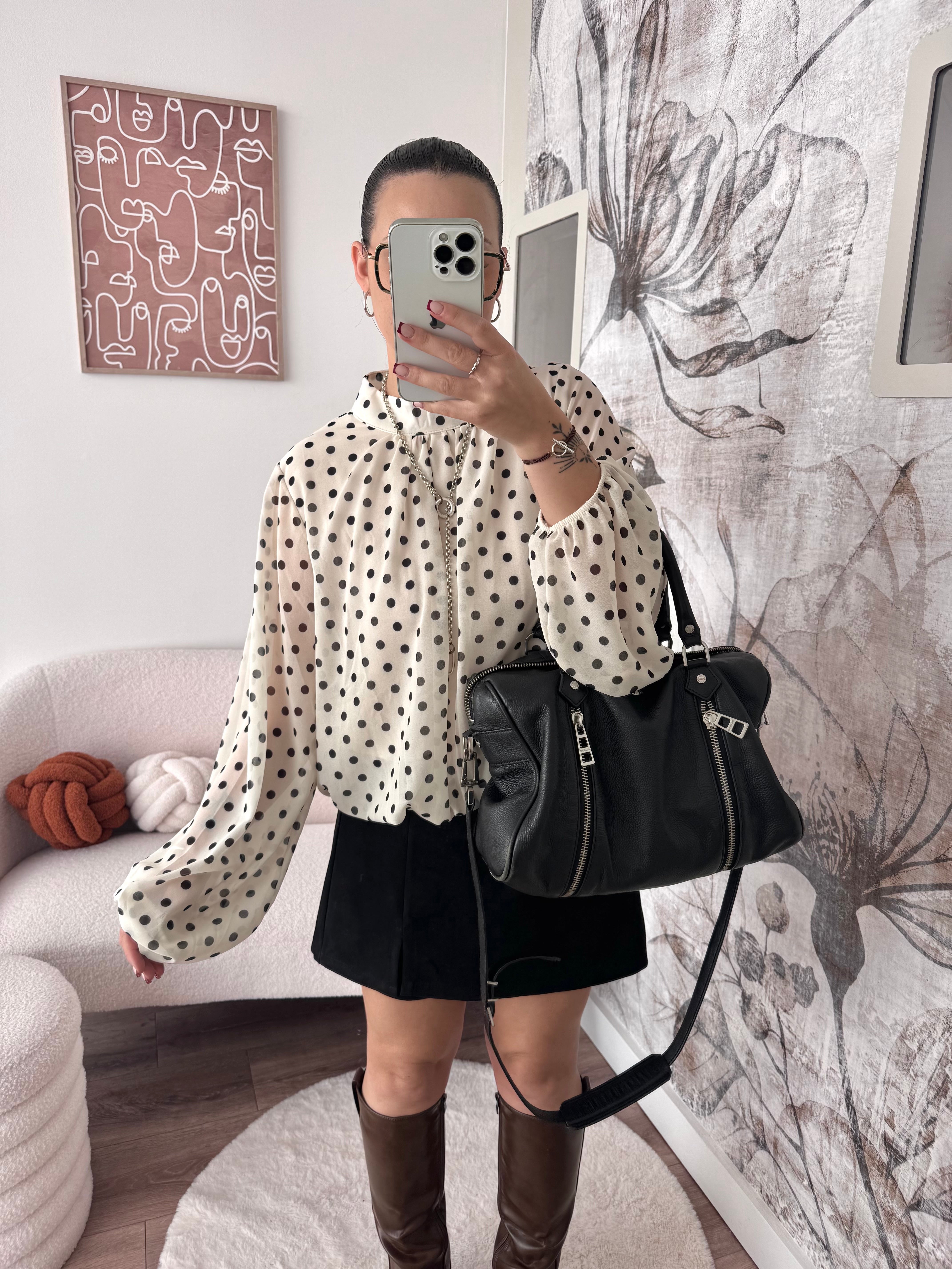 BLOUSE BLANCHE À POIS