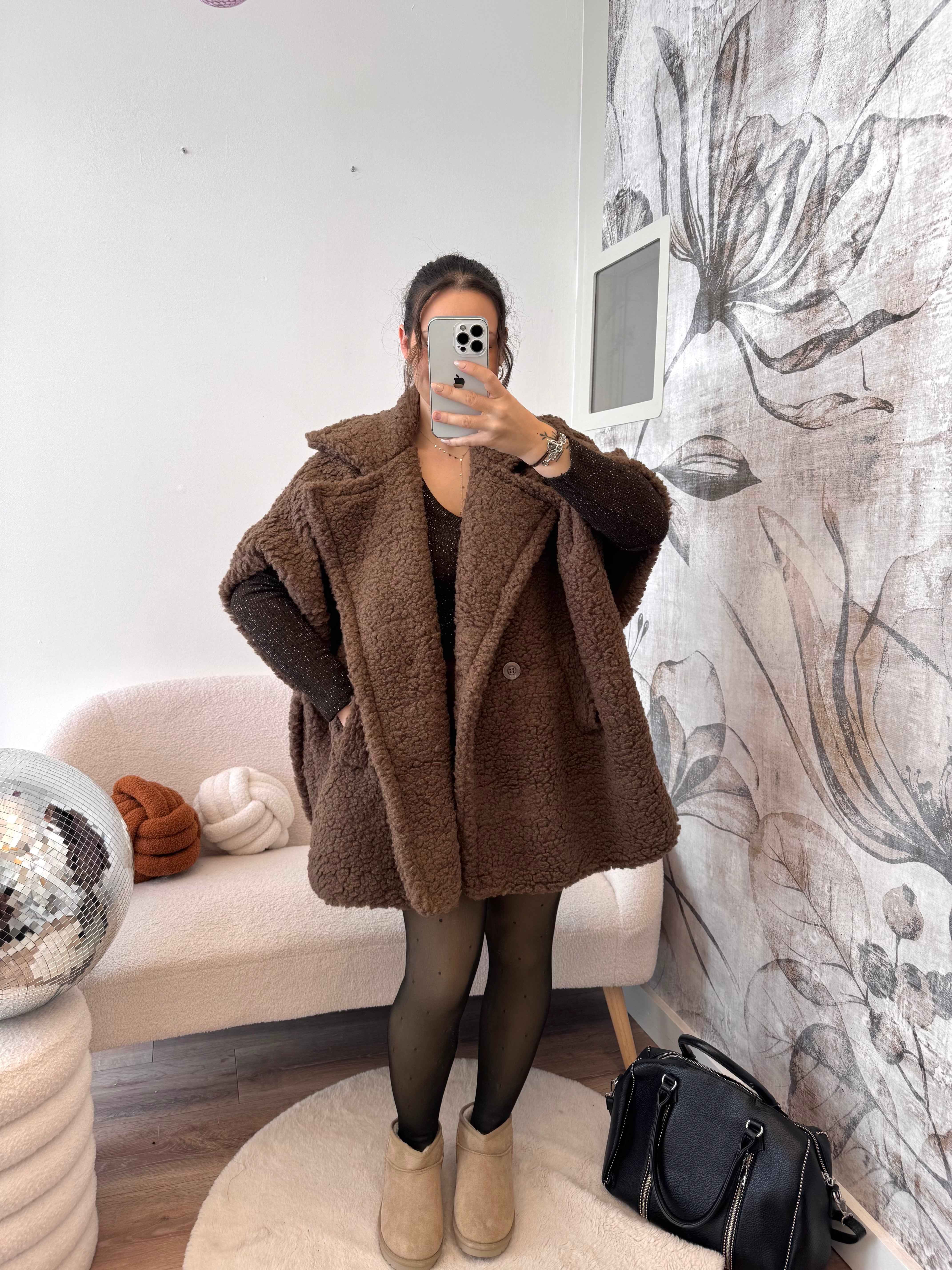 PRÉCOMMANDE GILET MOUMOUTE SANS MANCHE CHOCO ( expédition 9/12 )