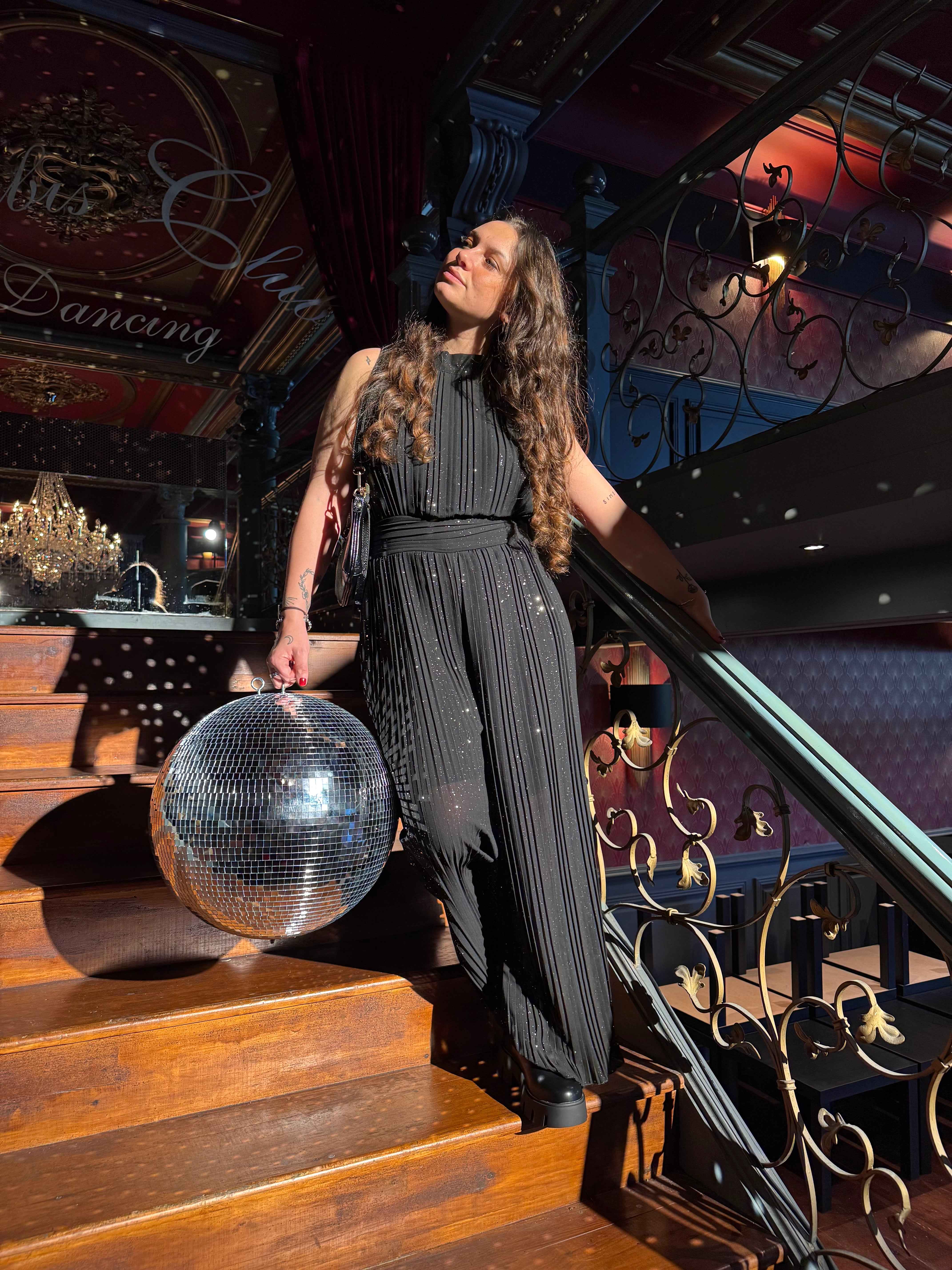 COMBINAISON À PAILLETTES NOIRE