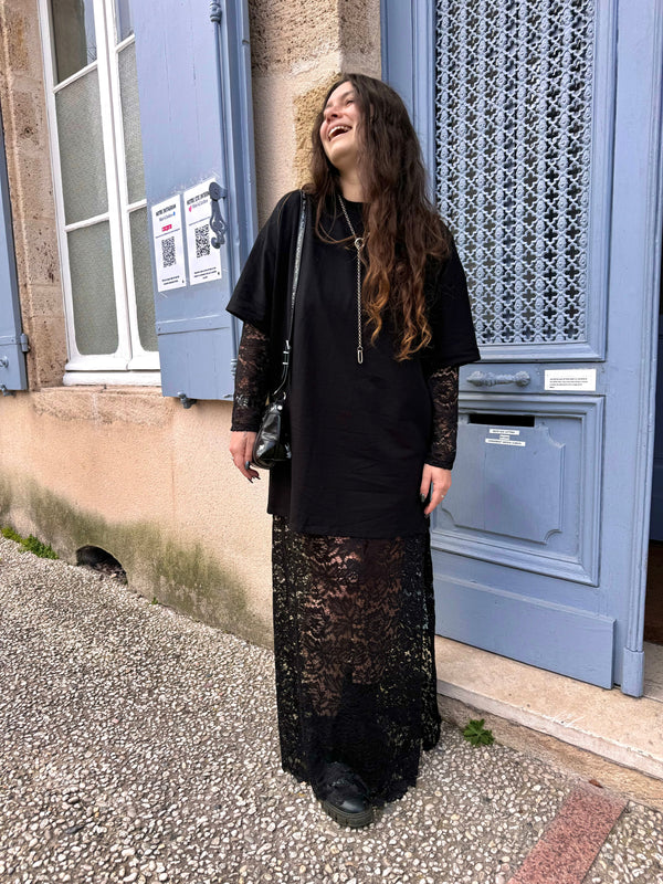 ROBE DENTELLE NOIR