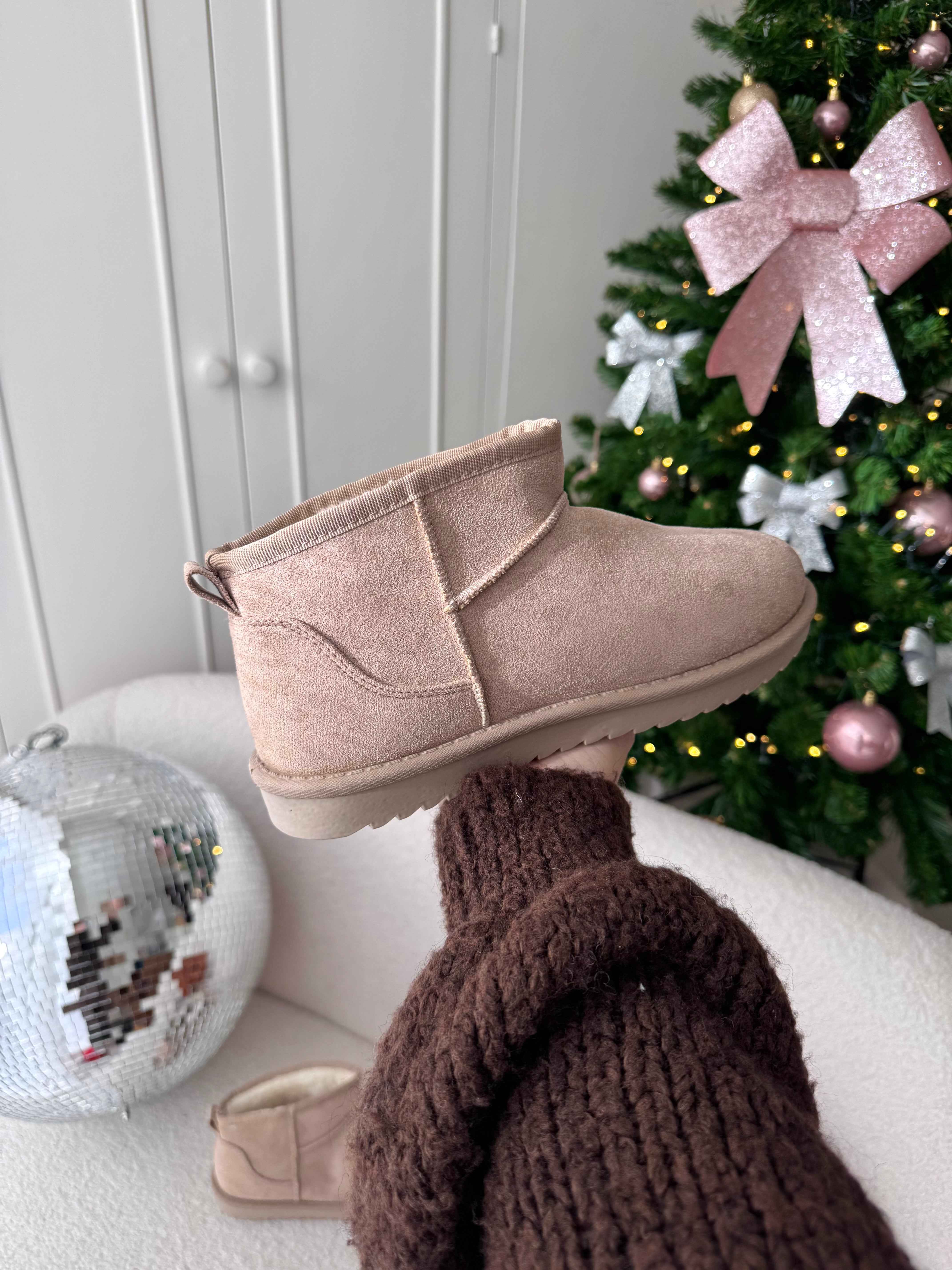 BOOTS TAUPE FOURRÉES