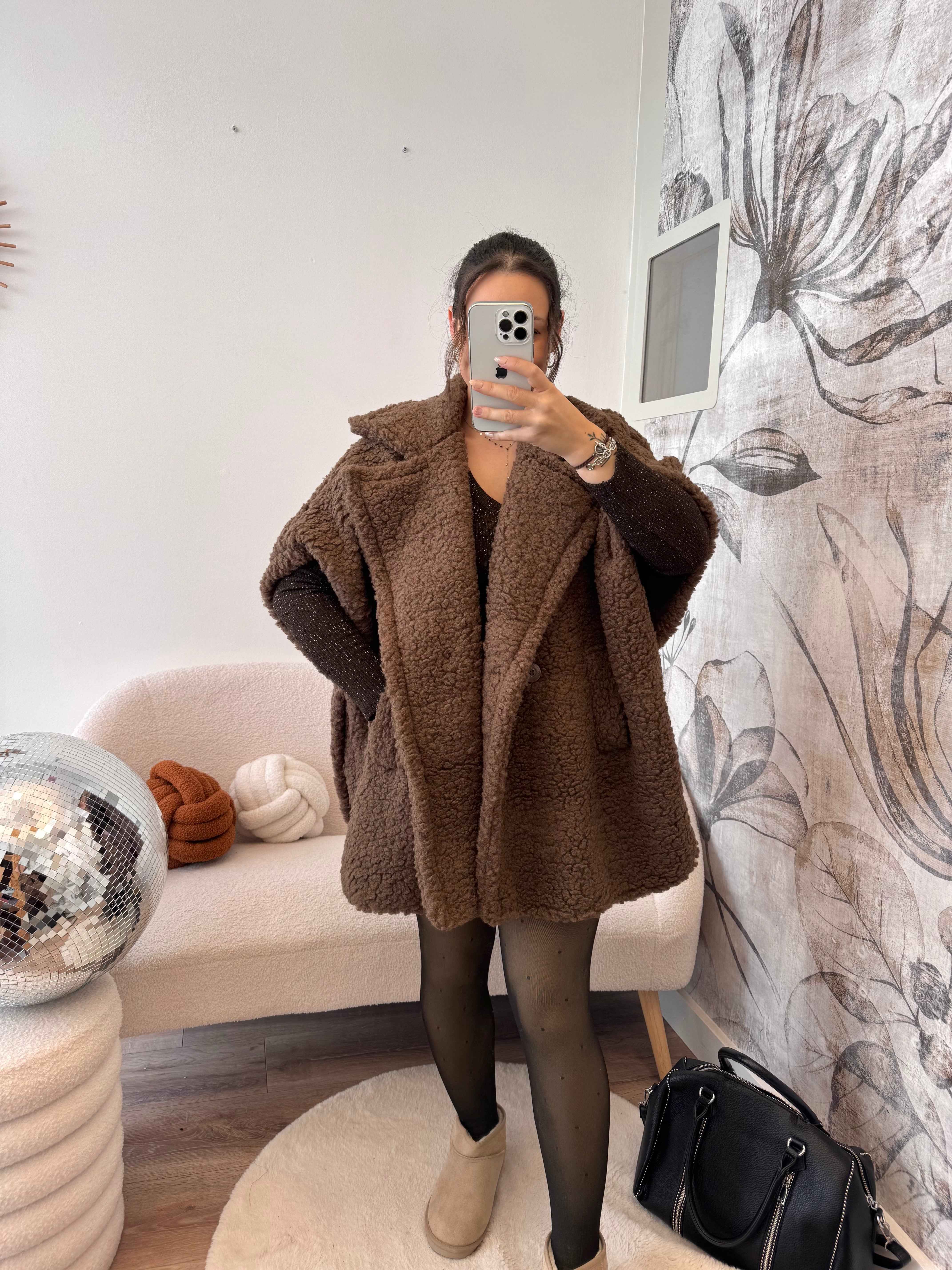 PRÉCOMMANDE GILET MOUMOUTE SANS MANCHE CHOCO ( expédition 9/12 )