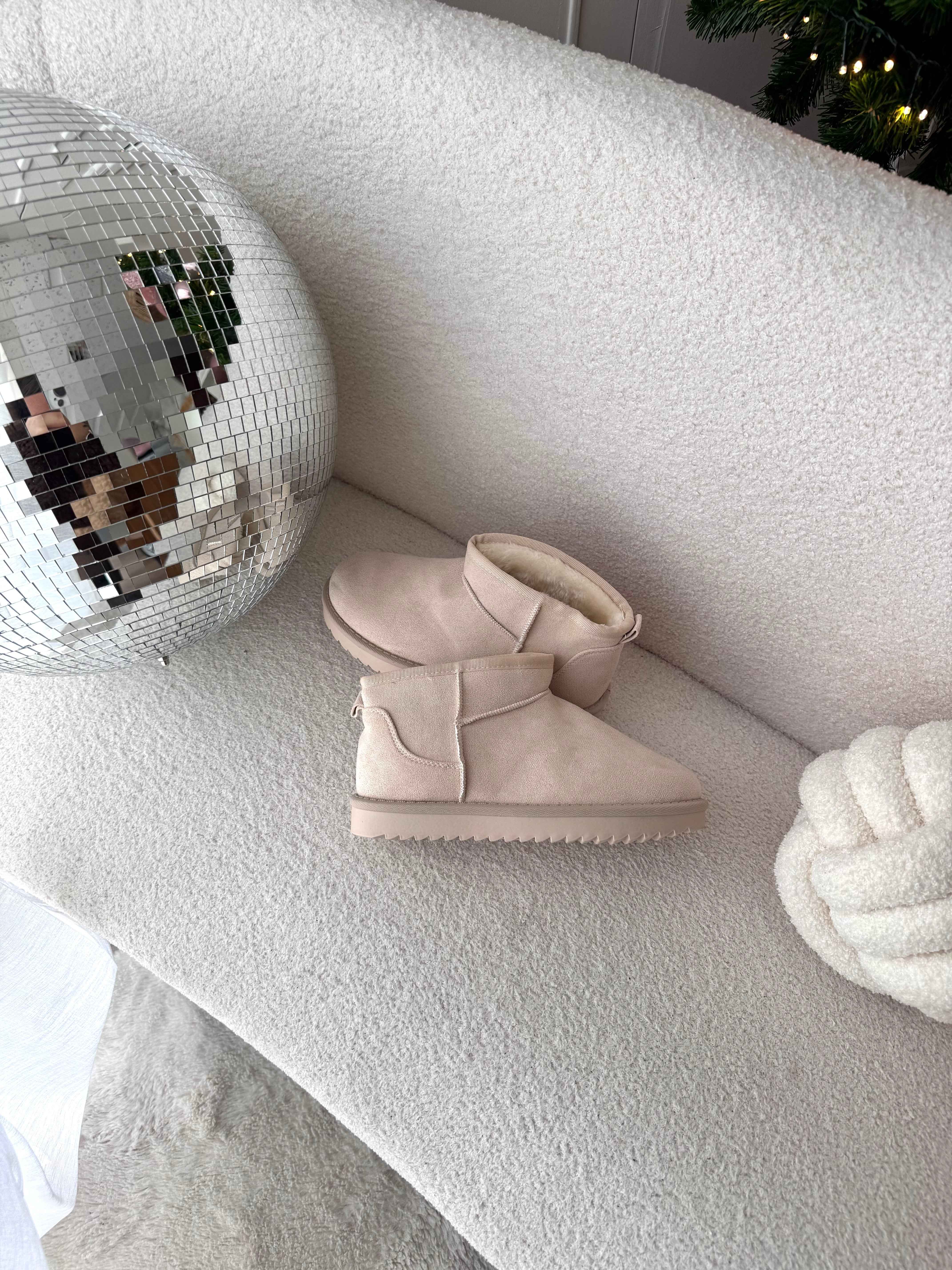 BOOTS BEIGE FOURRÉES