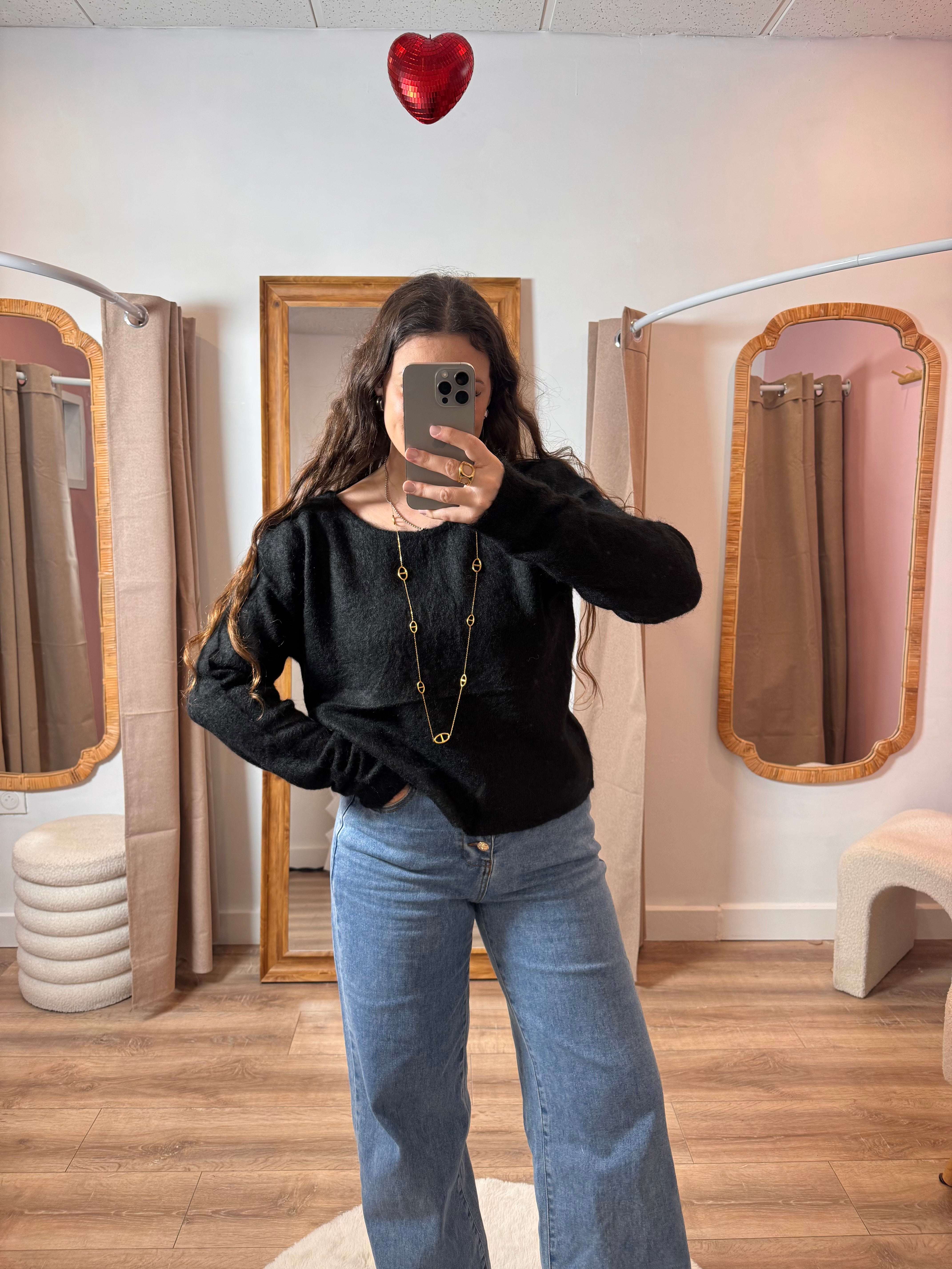 PULL DOS DENTELLE NOIR