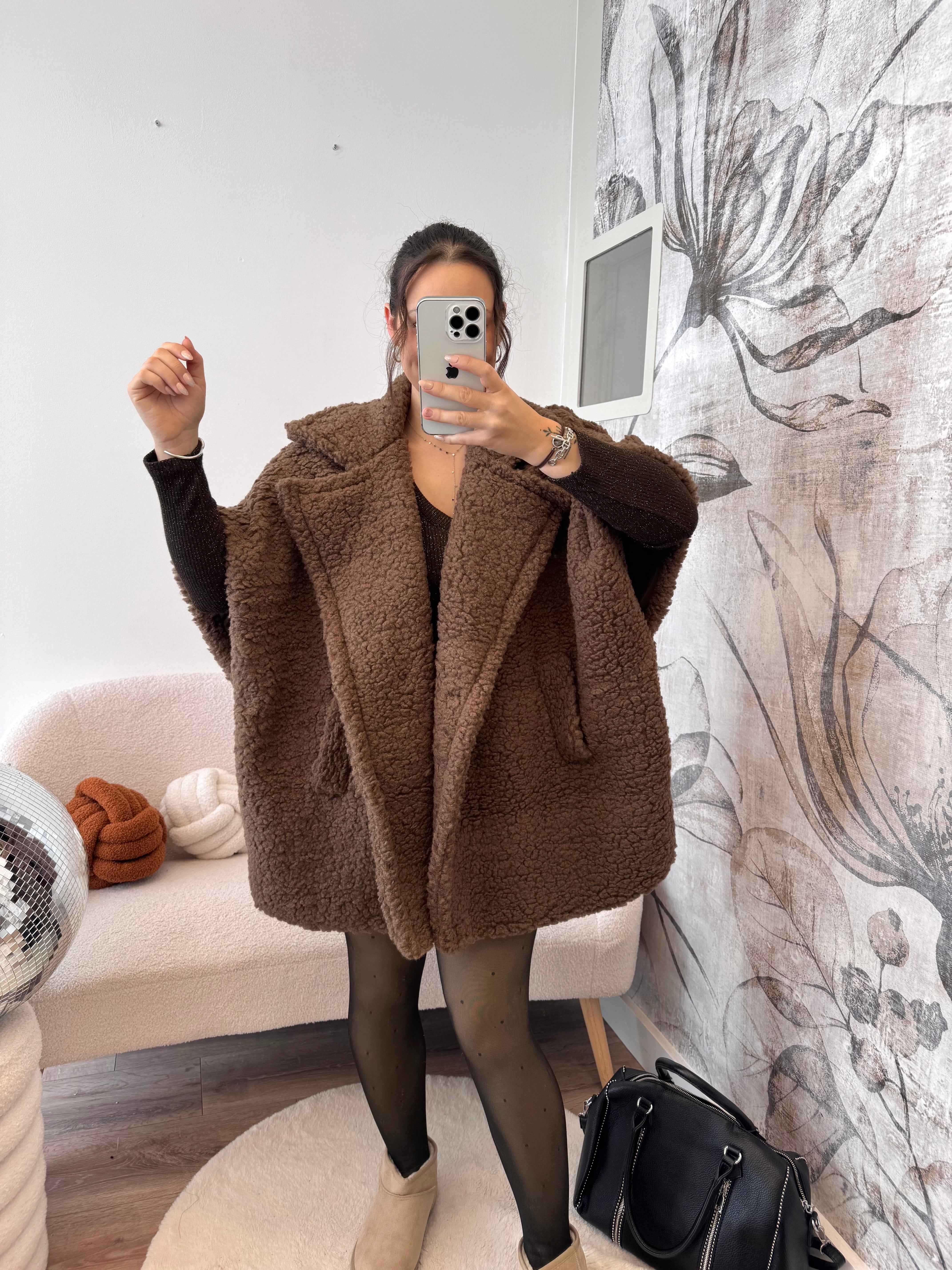 PRÉCOMMANDE GILET MOUMOUTE SANS MANCHE CHOCO ( expédition 9/12 )