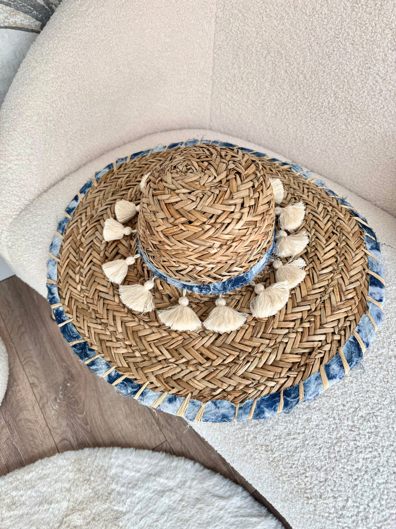 CHAPEAU MYKONOS