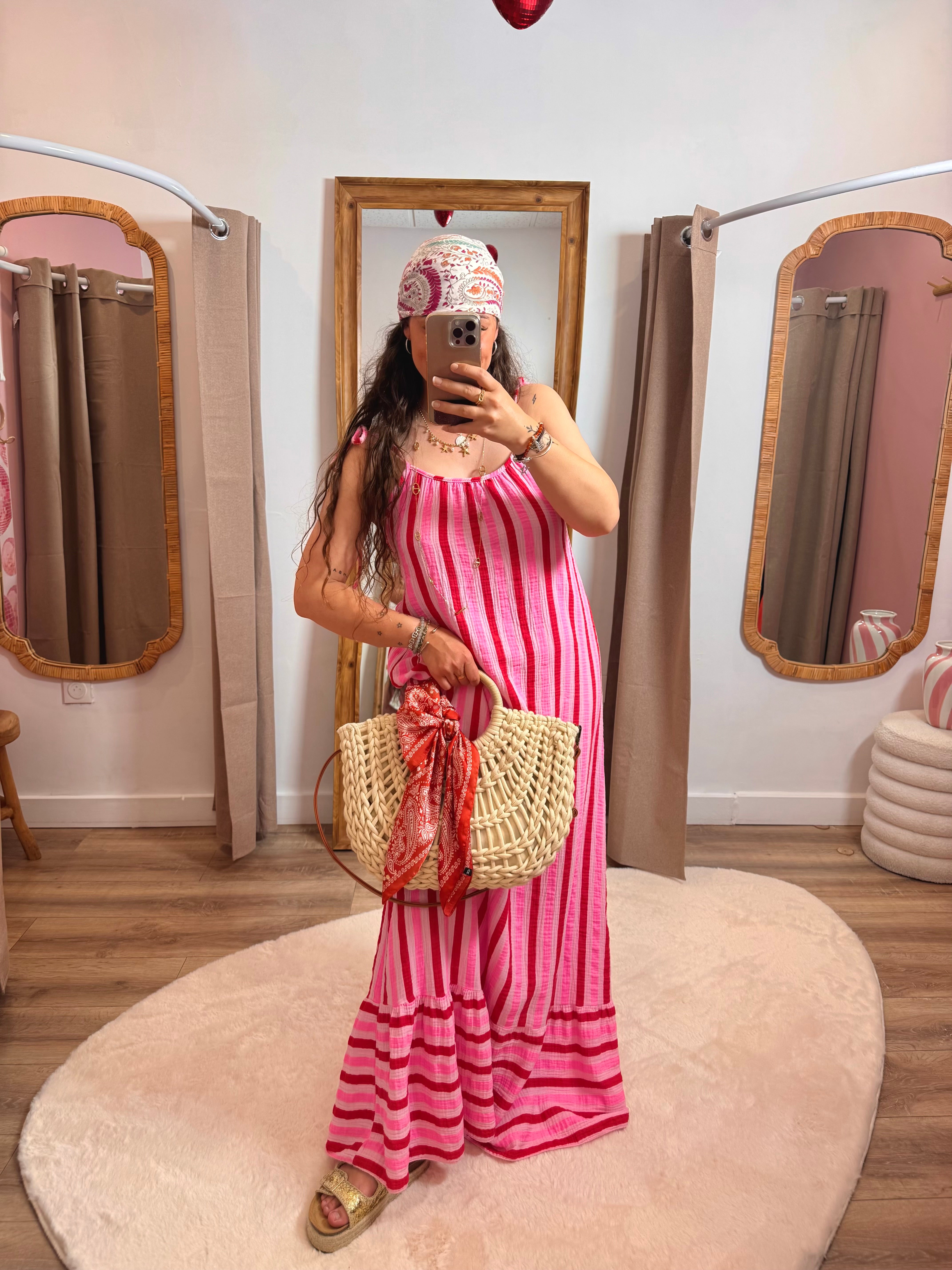 ROBE ROSE RAYÉ